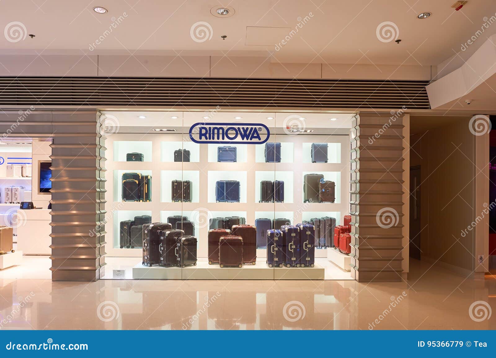rimowa outlet