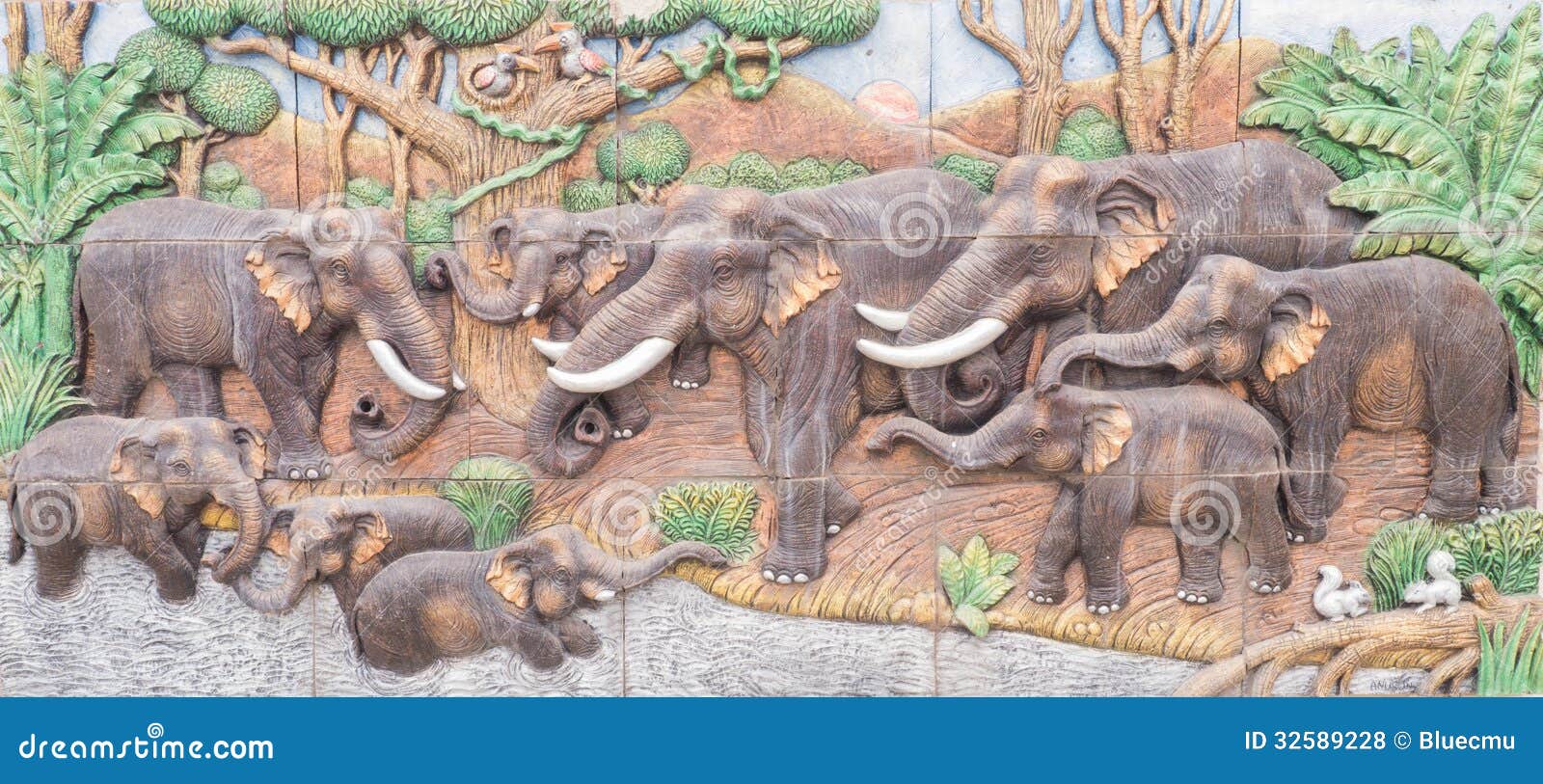 Elephant Cement Sculpture Royalty Free Stock Photos - Image: 32589228