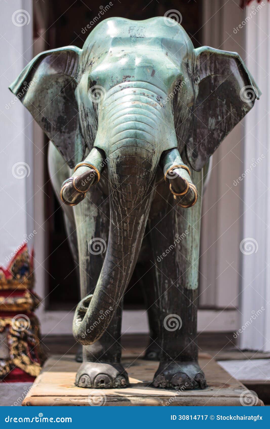 Elephant statue stock image. Image of natural, field 30814717