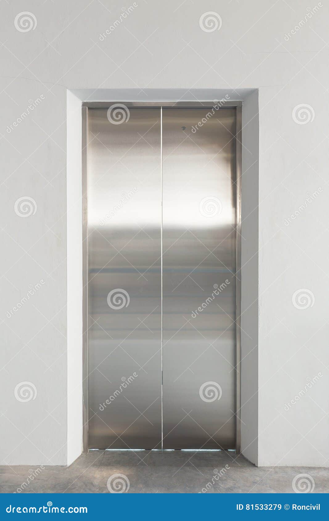 Elevator door office stock image. Image of aluminium 81533279