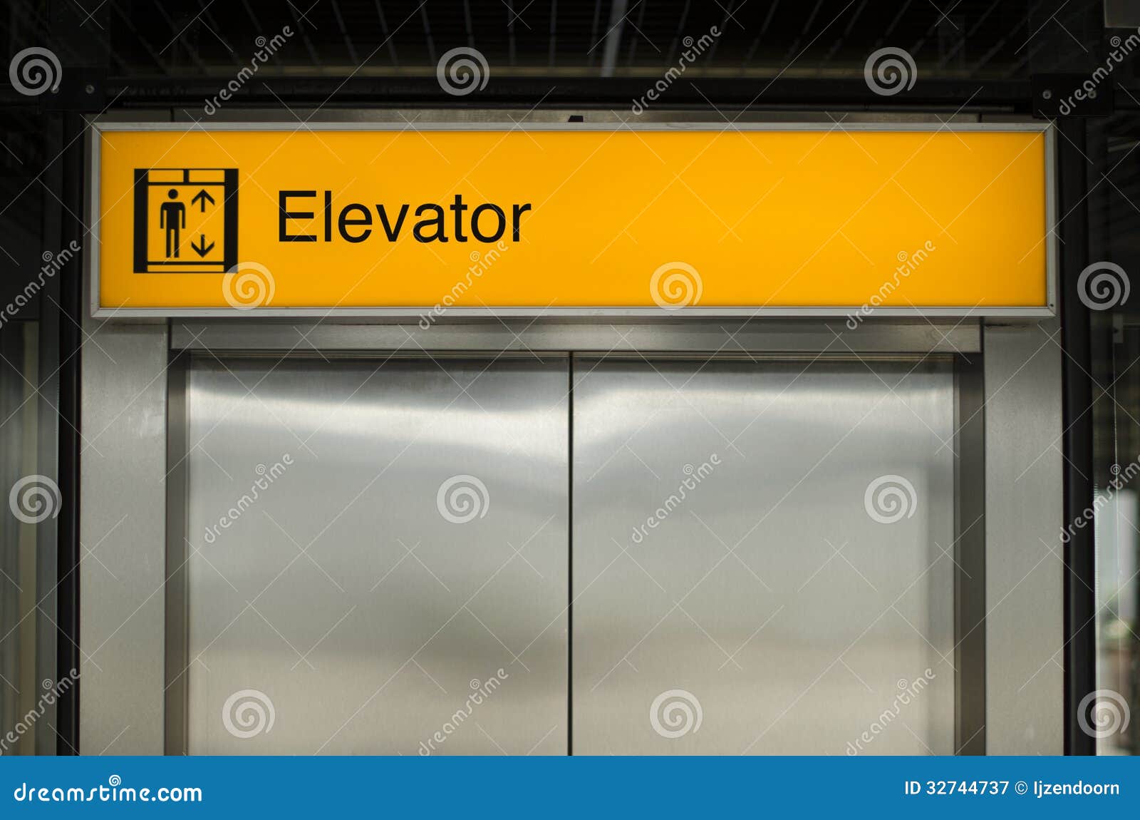 elevator sign