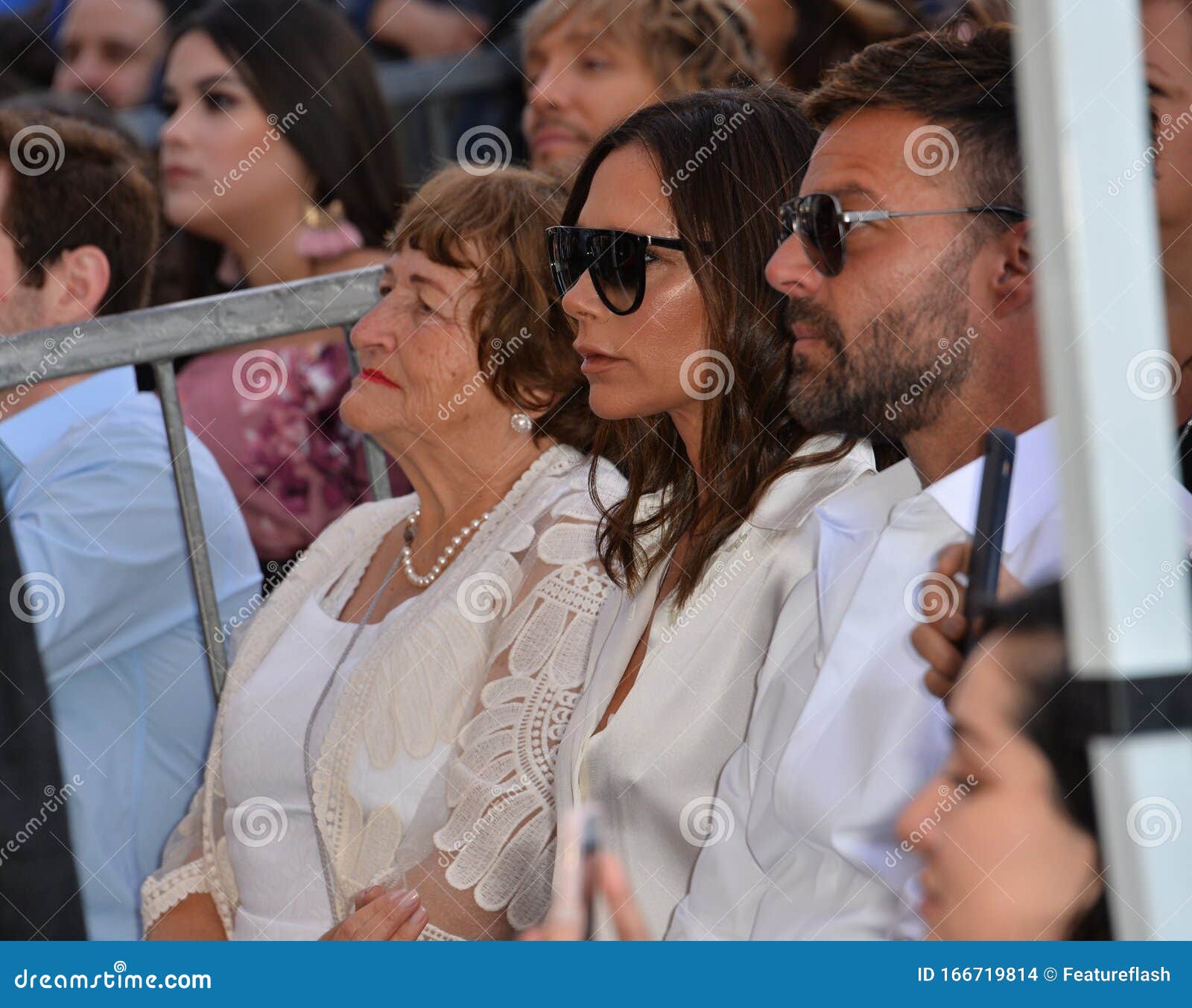 Ella Eva Mireles, Victoria Beckman & Ricky Martin Editorial Stock Image