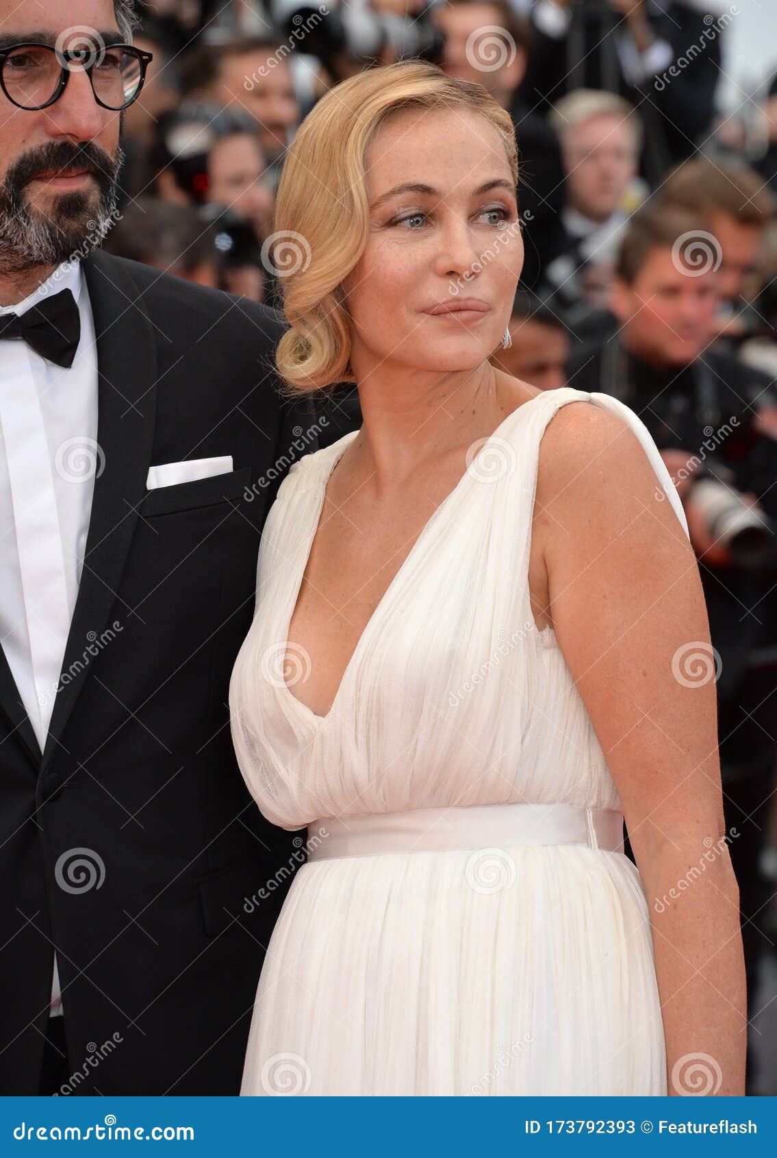 pics Emmanuelle Beart Cannes https www dreamstime com emmanuelle beart cannes france may gala premiere irrational man th festival de image173792393