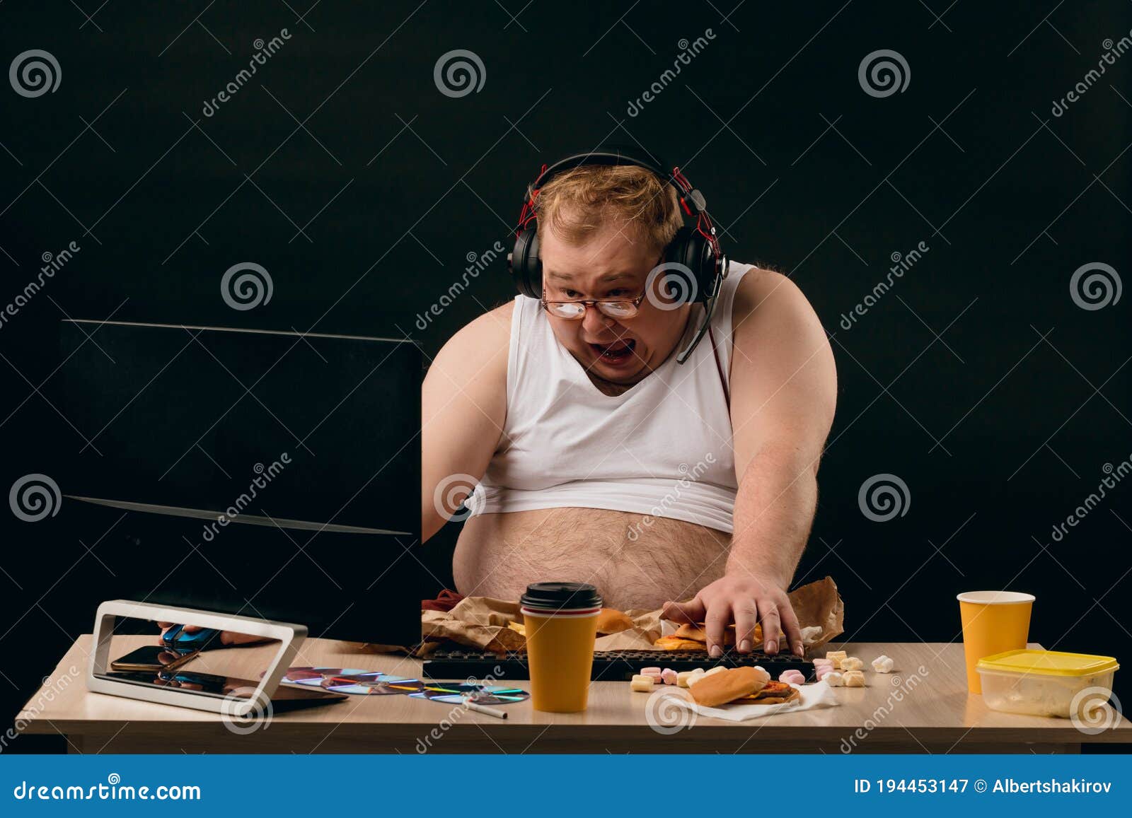 1,262 Fat Man Computer Photos - Free & Royalty-Free Stock Photos from D...