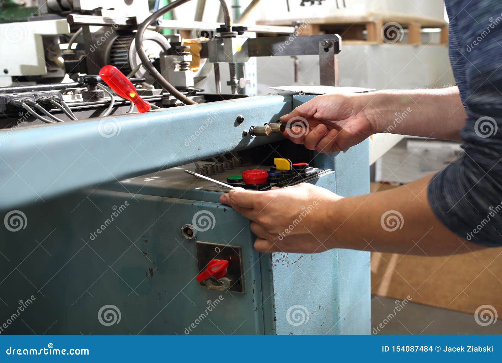 Repair the Printing Machine. Machine Service, Maintenance the Machine Stock Photo - Image of maintenance, mechanic: 154087484