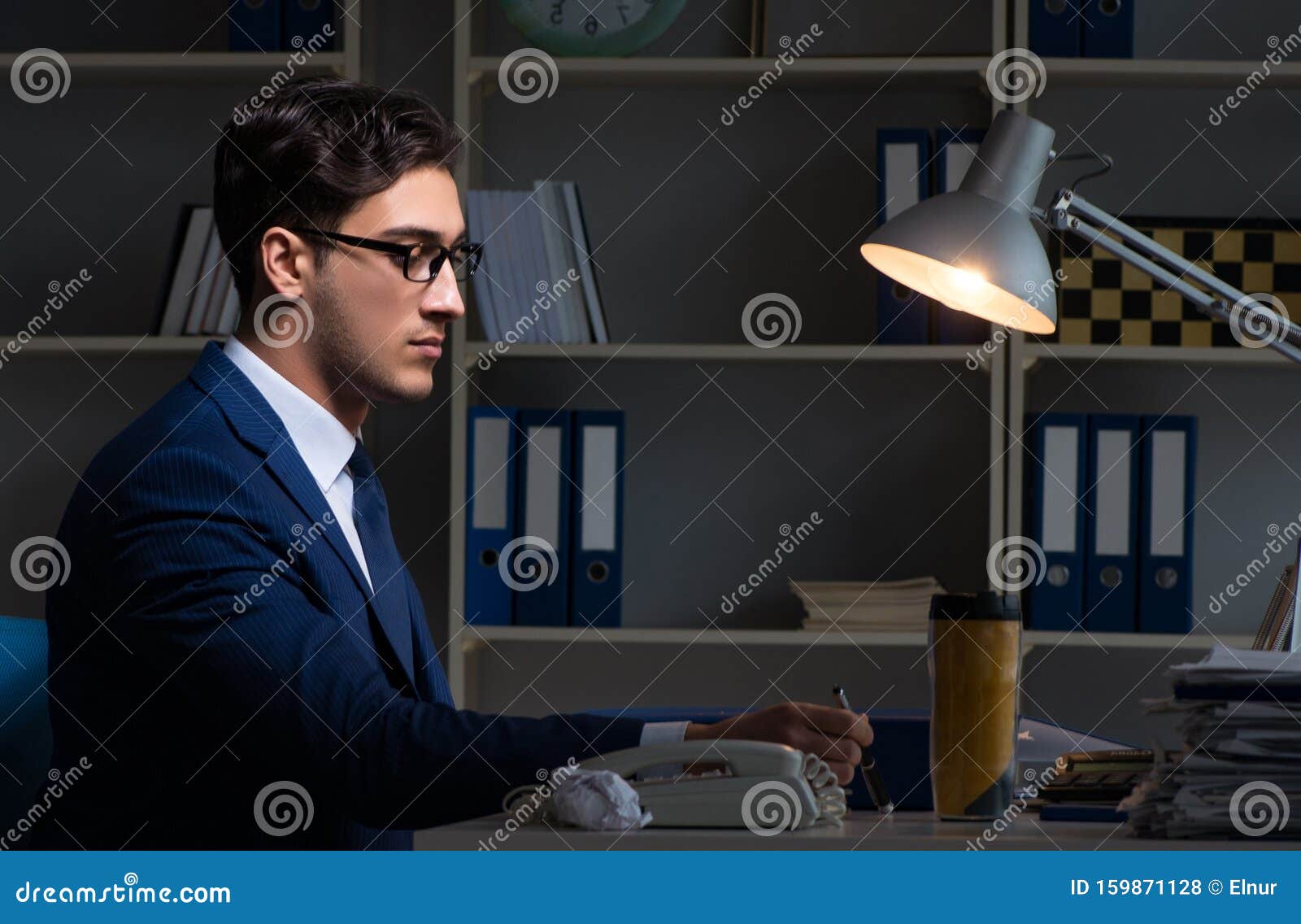 the employee working late to finish important deliverable task