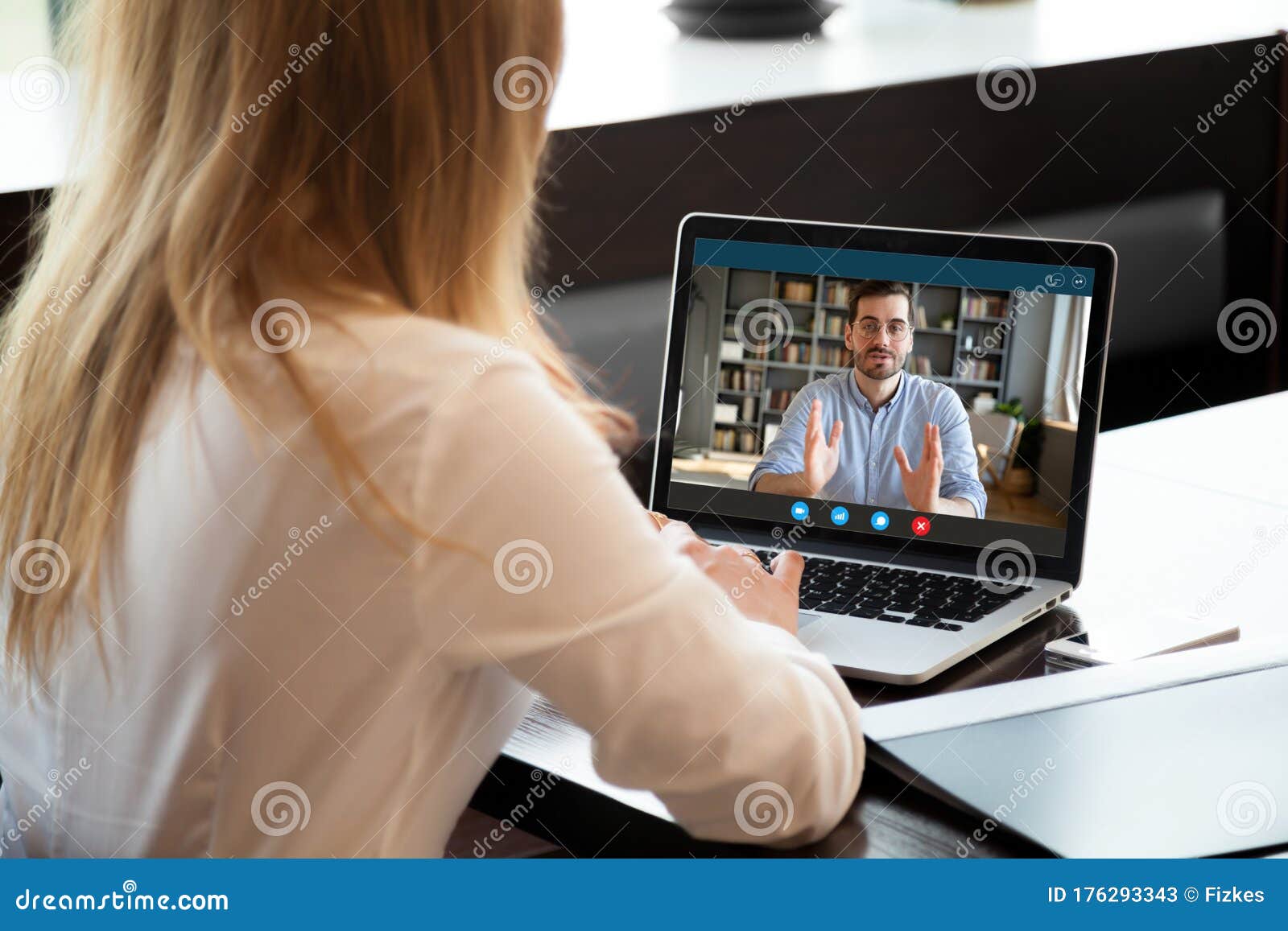 employer listen applicant during job interview using webcam and pc