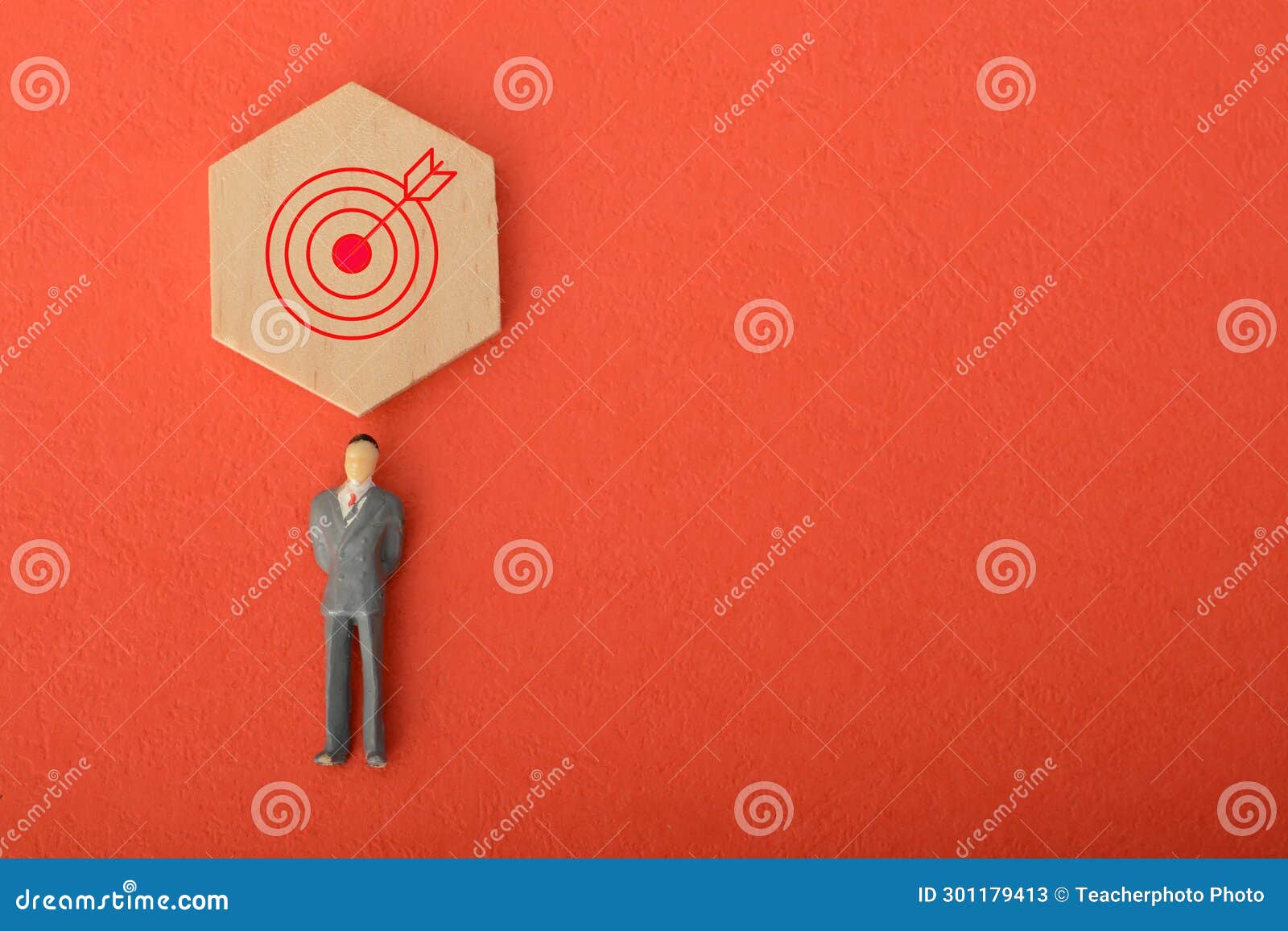 employing a creative approach, such as utilizing a hand-held target board, aids in setting precise business objectives and
