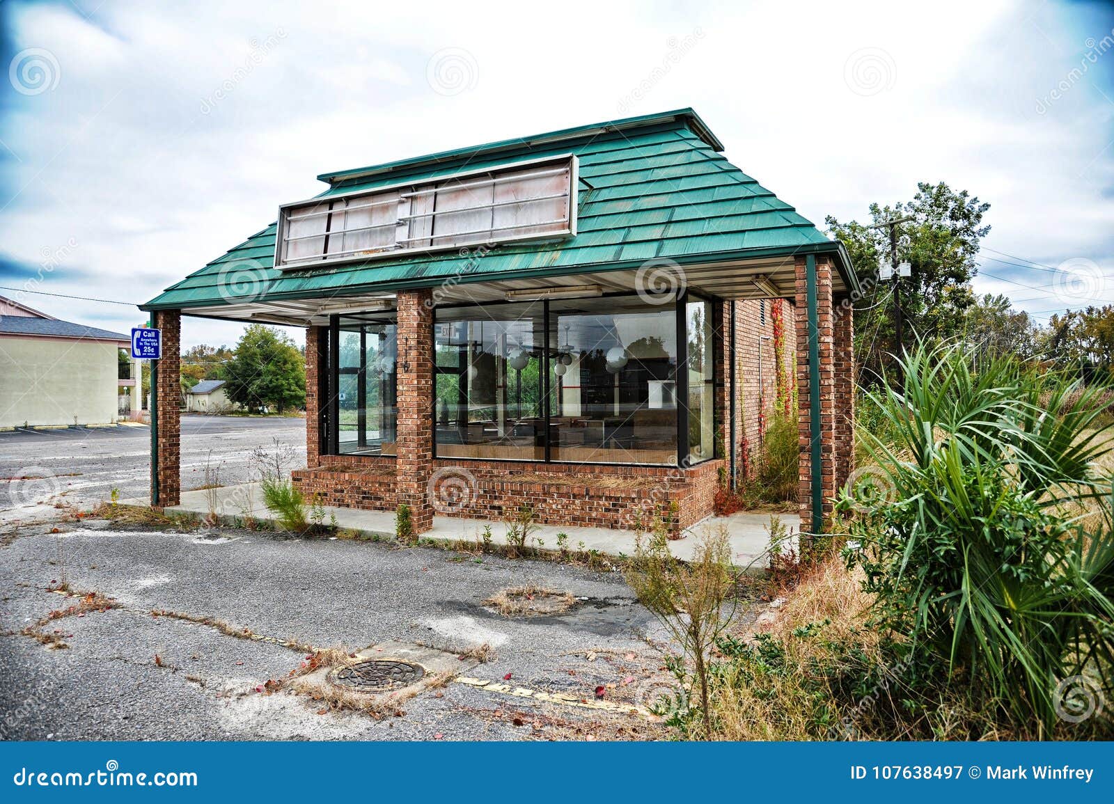 Closed Down Restaurant stock image. Image of commercial 107638497