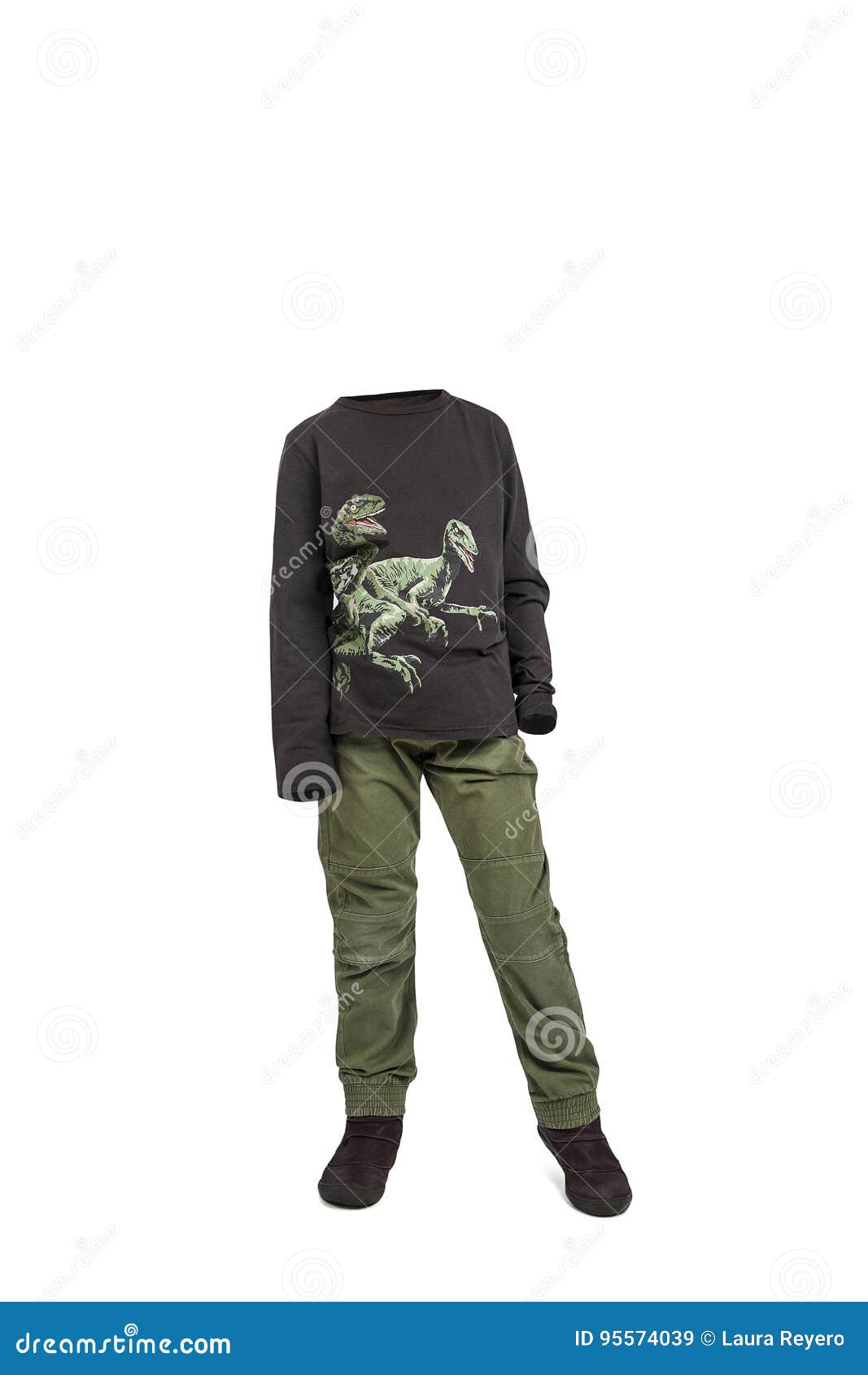 Black shirt and green pants hi-res stock photography and images - Alamy