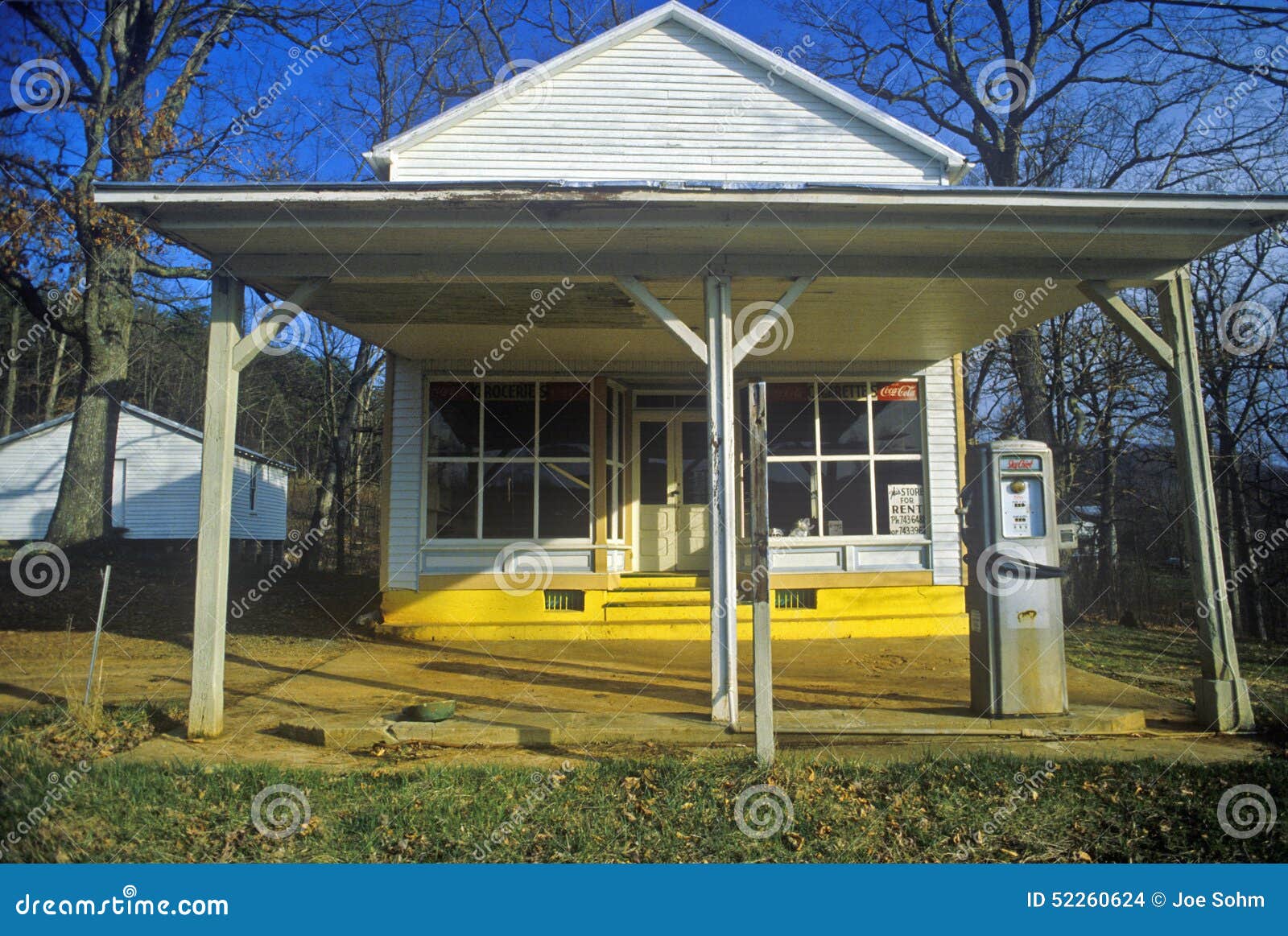 Empty Gas Station for Rent, VA Editorial Stock Image Image of