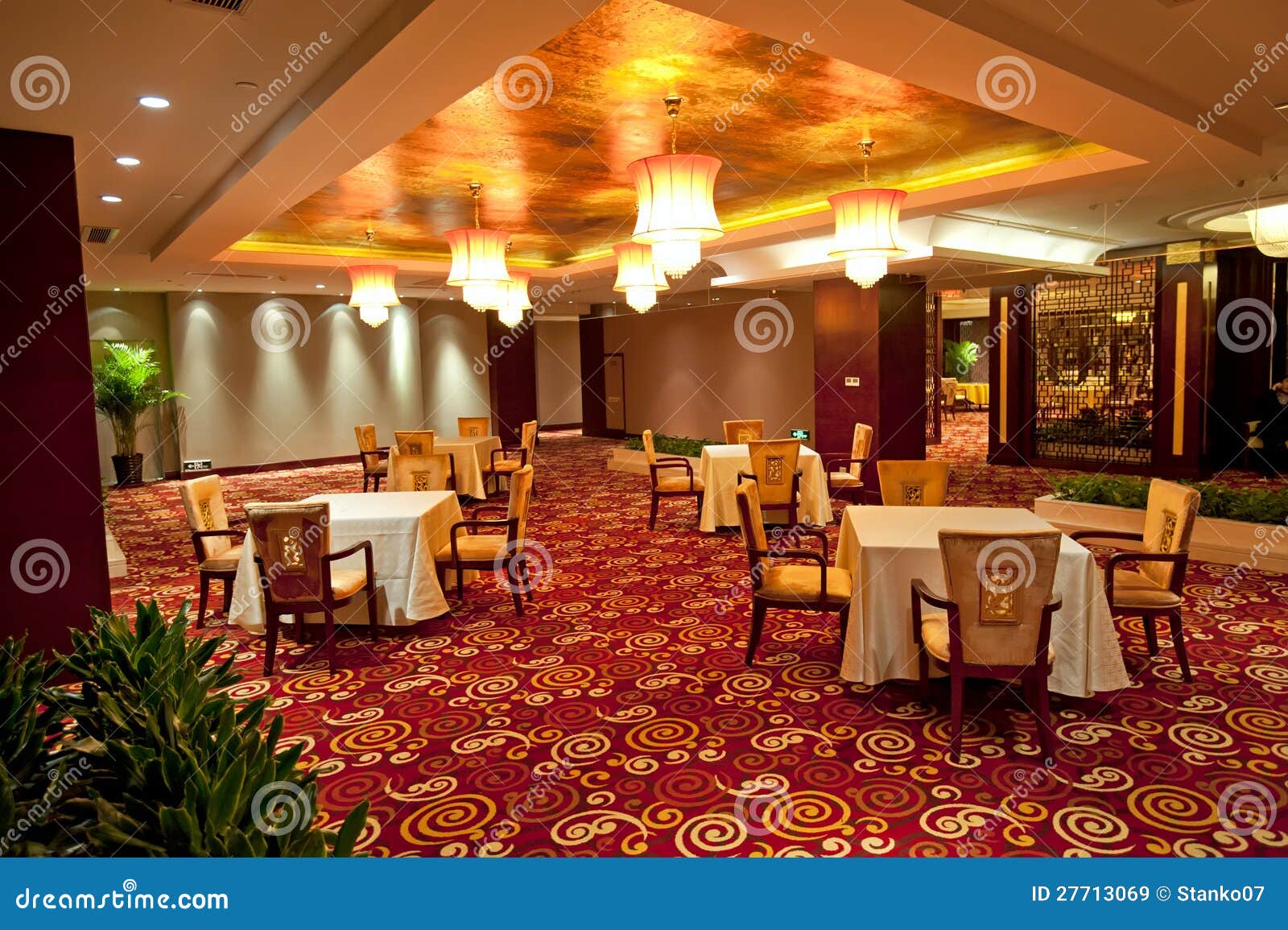Empty restaurant stock image. Image of decor, chic, beautiful - 27713069