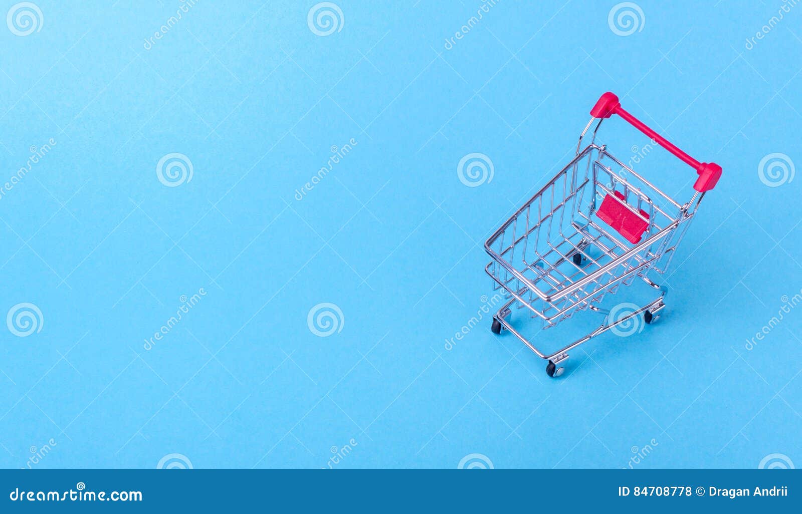 Empty shopping cart stock photo. Image of clip, metal 84708778