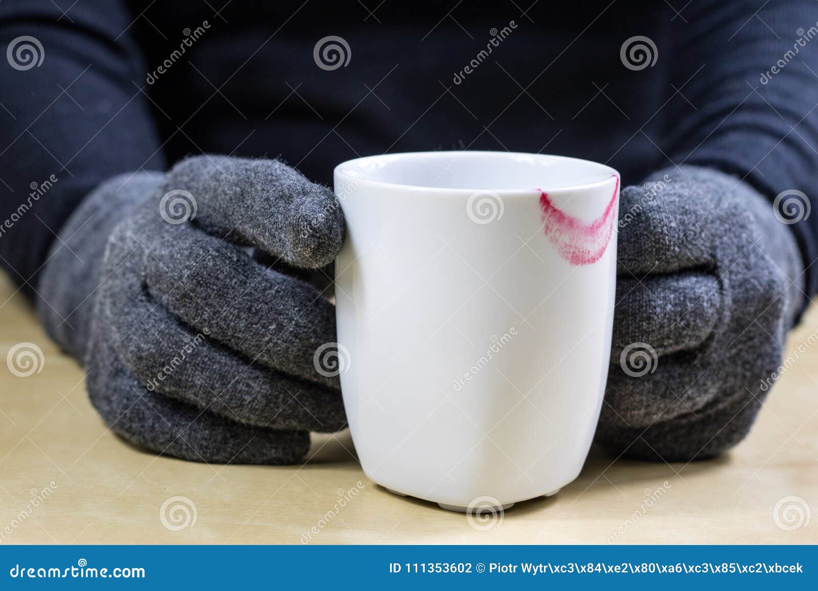 Empty White Mug with Gloves. Hands in Warm Gloves Holding a Chin Stock ...