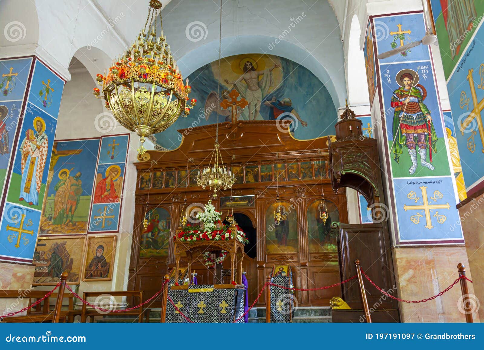 En El Interior De La Iglesia Ortodoxa Griega De San Jorge, Famosa Por Su Amplia Decoración De Mosaicos Fotografía editorial - Imagen de decoraciones, iglesia: 197191097 En El Interior De La Iglesia Ortodoxa Griega De San Jorge, Famosa Por Su Amplia Decoración De Mosaicos Fotografía editorial - Imagen de decoraciones, iglesia: 197191097