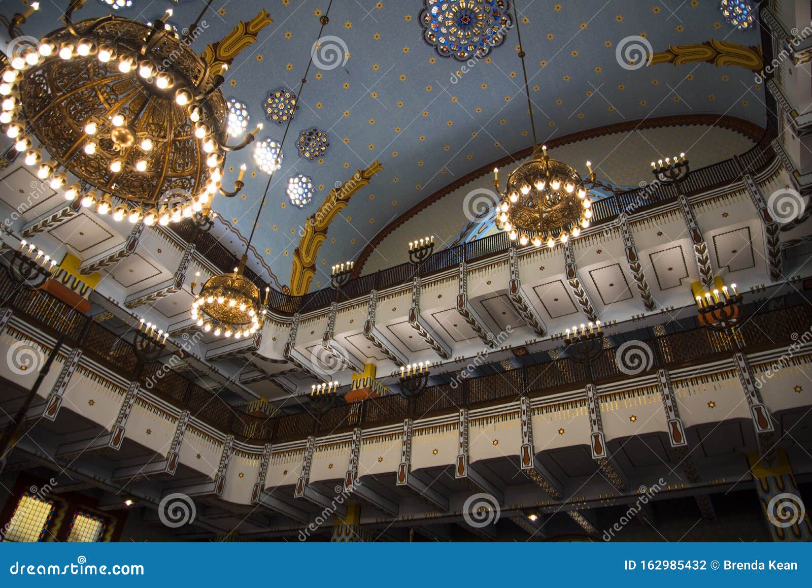 Edifício da sinagoga ou templo judaico com local de culto