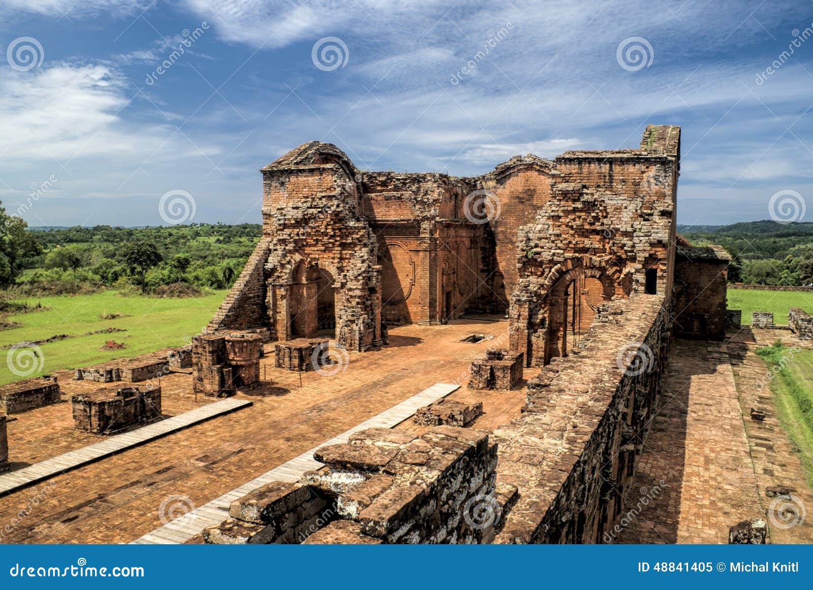 encarnacion and jesuit ruins in paraguay