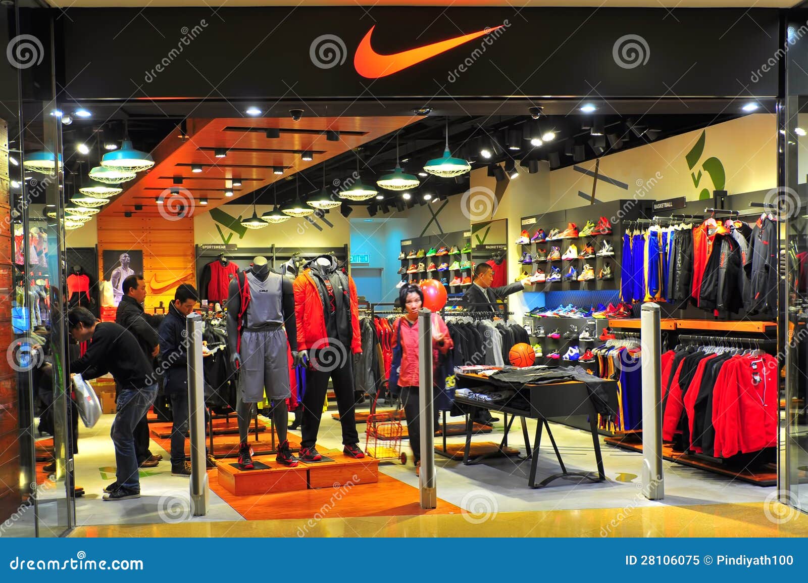 Enchufe de Nike, HongKong imagen editorial. Imagen de urbano 28106075