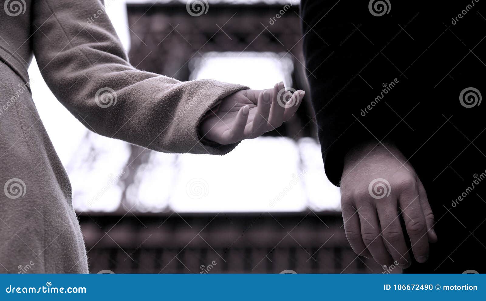 end of relationship between man and woman, hands of breakup couple, divorce