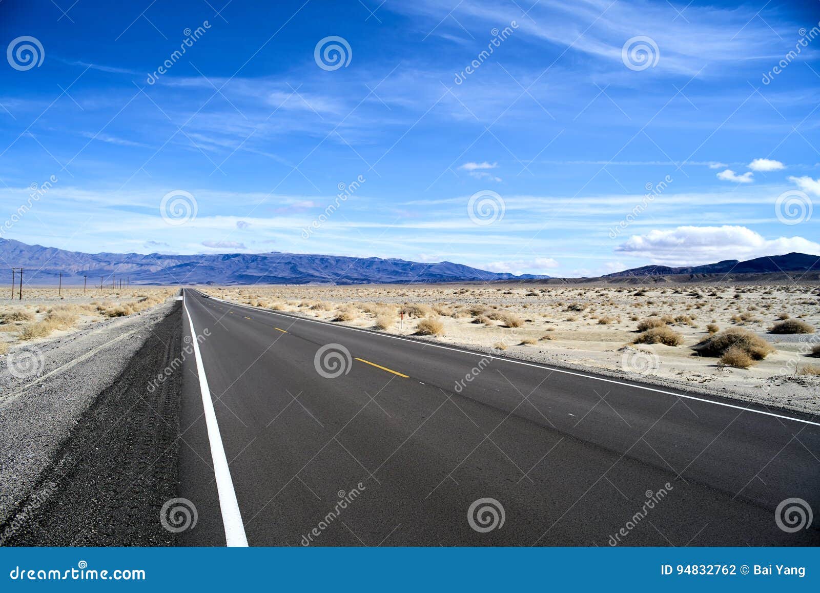 Endless Road in Utah, Winter Stock Photo - Image of snowblue, natural ...