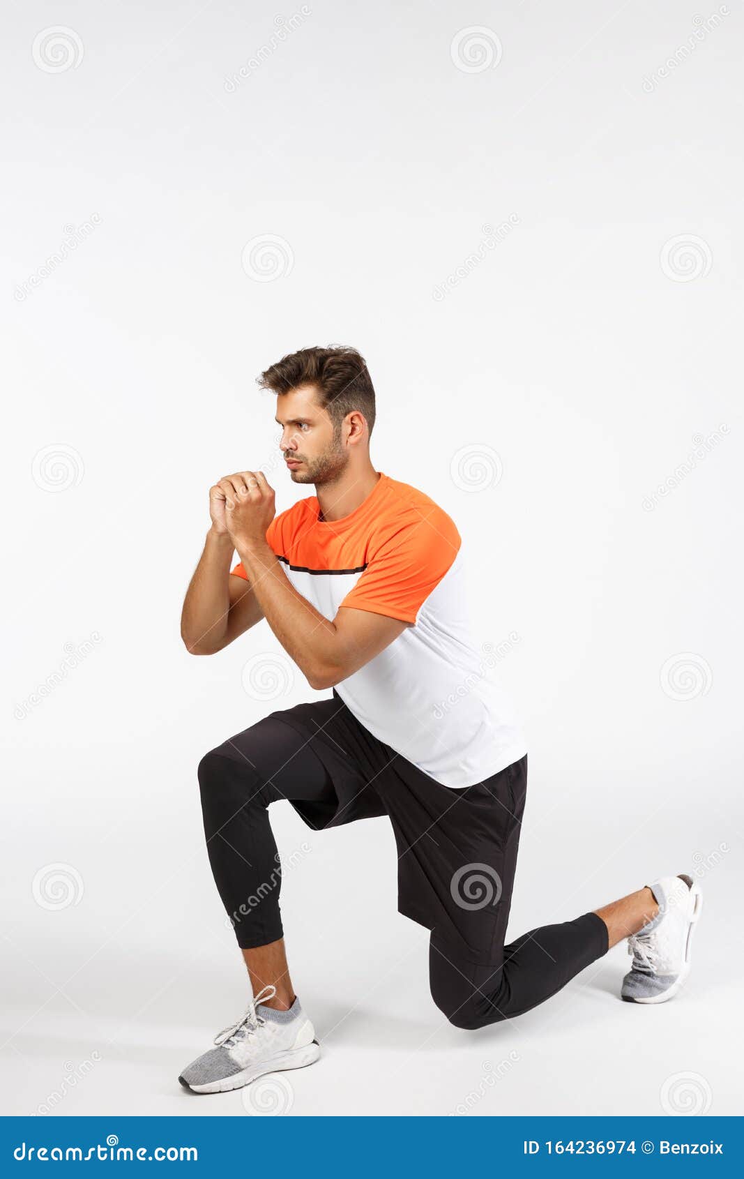 Inspektion ristet brød Blueprint Endurance, Workout and Fitness Concept. Motivated, Serious-looking  Sportsman in Activewear, Bend on Knee, Create Tension Stock Photo - Image  of care, activewear: 164236974
