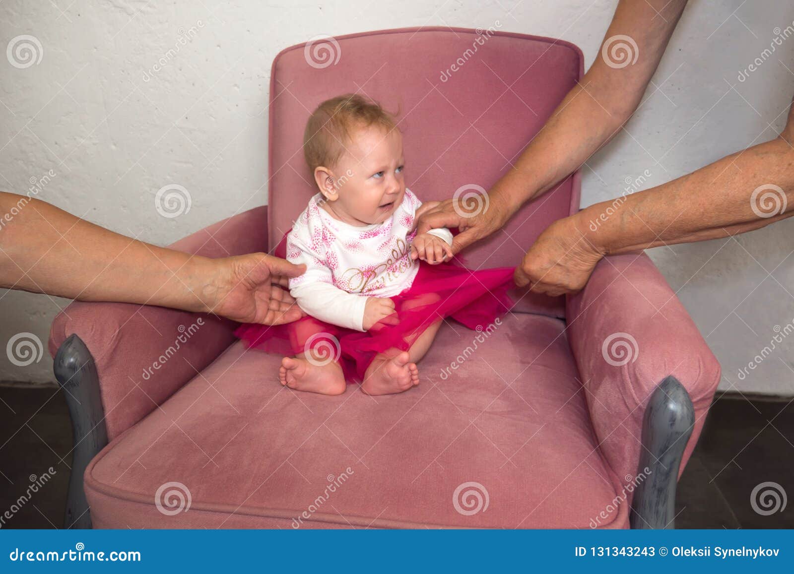 Enfant Sous Pression Methodes D Education De L Enfant Image Stock Image Du Nourrisson Anniversaire Enfant Sous Pression Methodes D Education De L Enfant Image Stock Image Du Nourrisson Anniversaire
