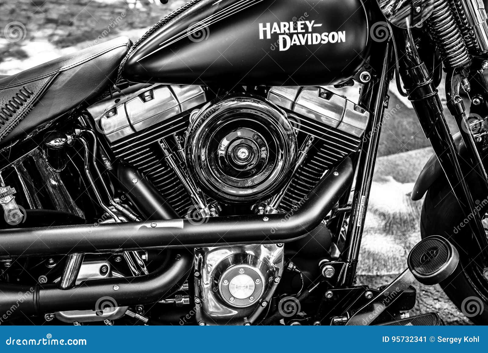 Engine Of Motorcycle Harley Davidson Close Up Editorial Photo Image Of Berlin Motor 95732341