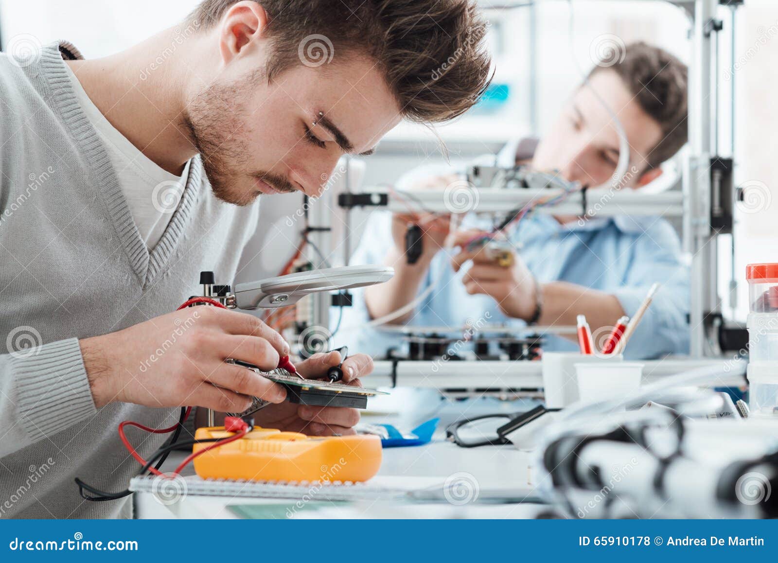 engineering students working in the lab