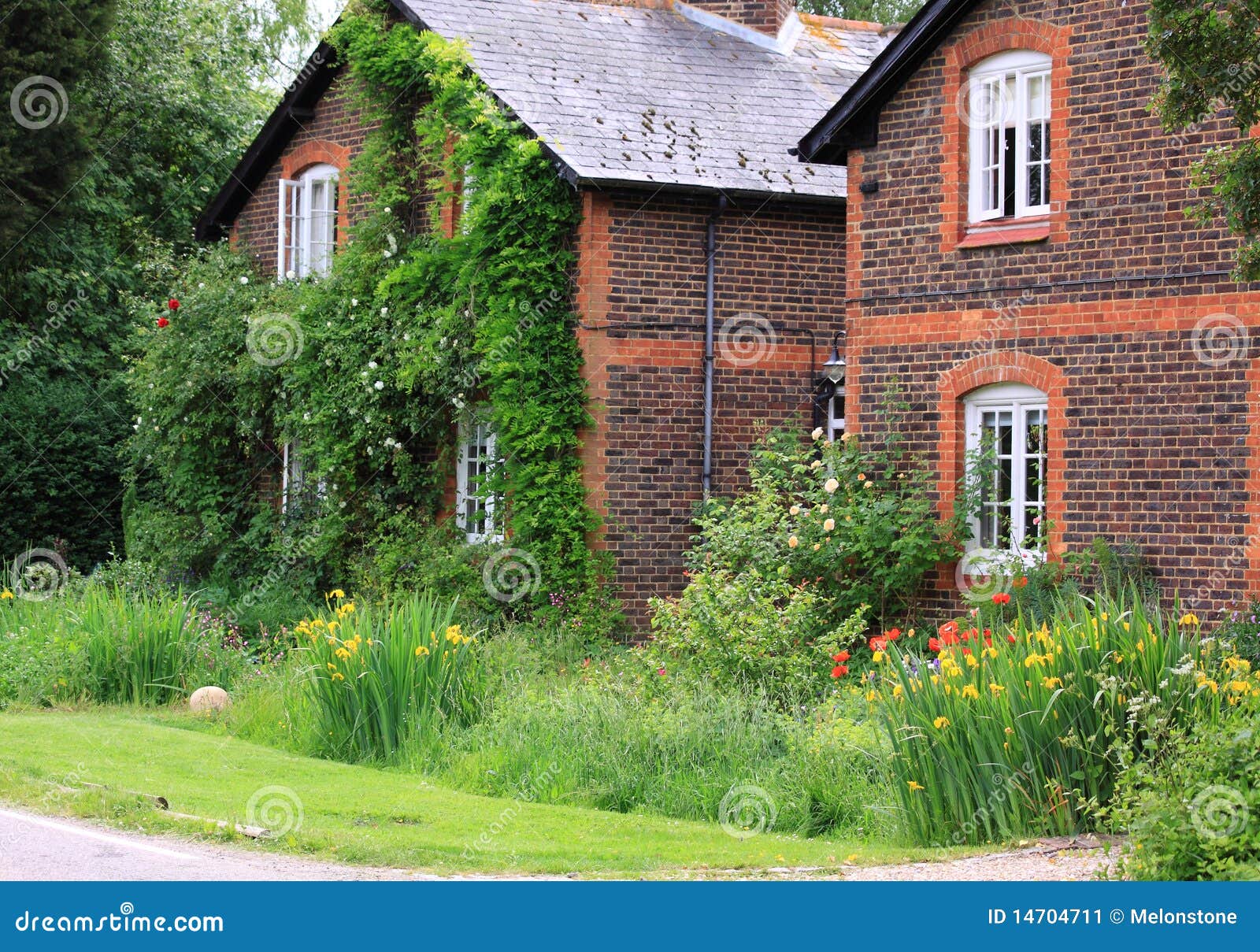 English Country Cottages Stock Image Image Of Property 14704711