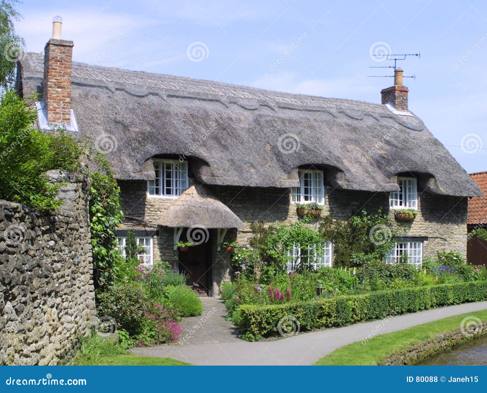 English Thatched Cottage Stock Photo Image Of Countryside 80088