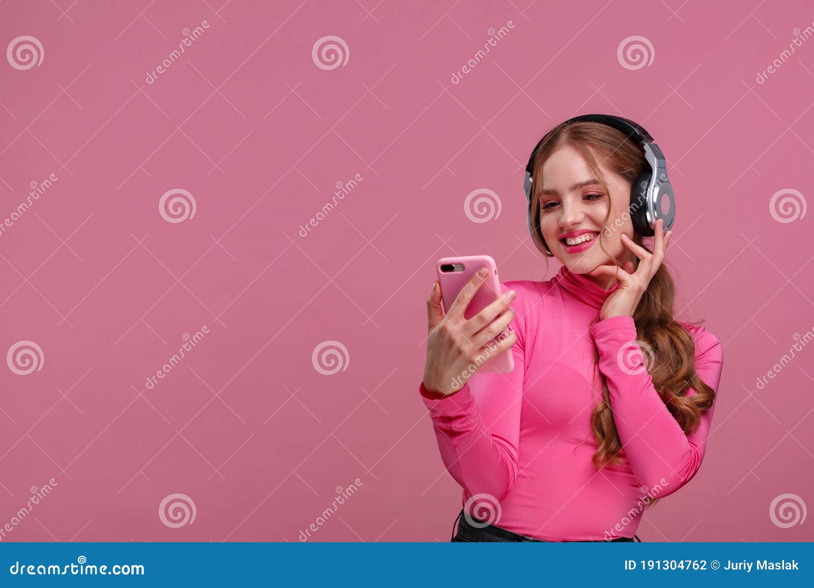 Enjoy Listening To Music. Beautiful Young Redhead Woman with Headphones  Listening Music on Smart Phone Using Music App Stock Photo - Image of  female, enjoying: 191304762