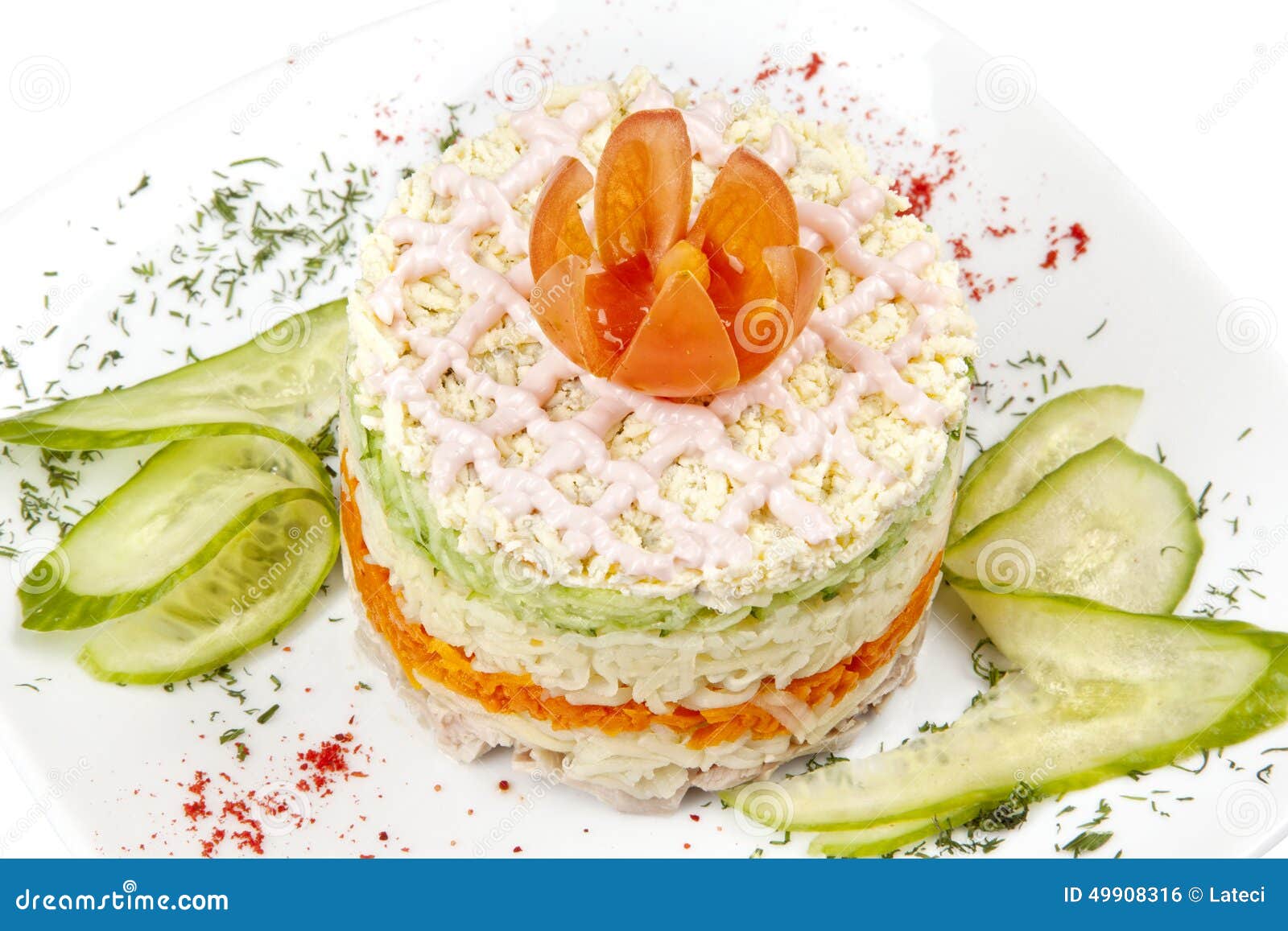 Салат Мимоза с огурцом