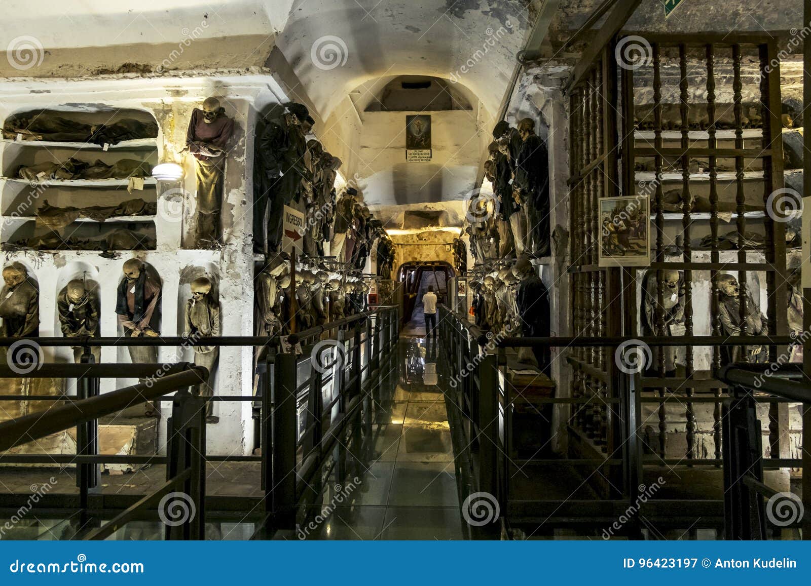 Enterrement Dans Les Catacombes Des Capucins A Palerme Sicily Photos Libres De Droits Et Gratuites De Dreamstime