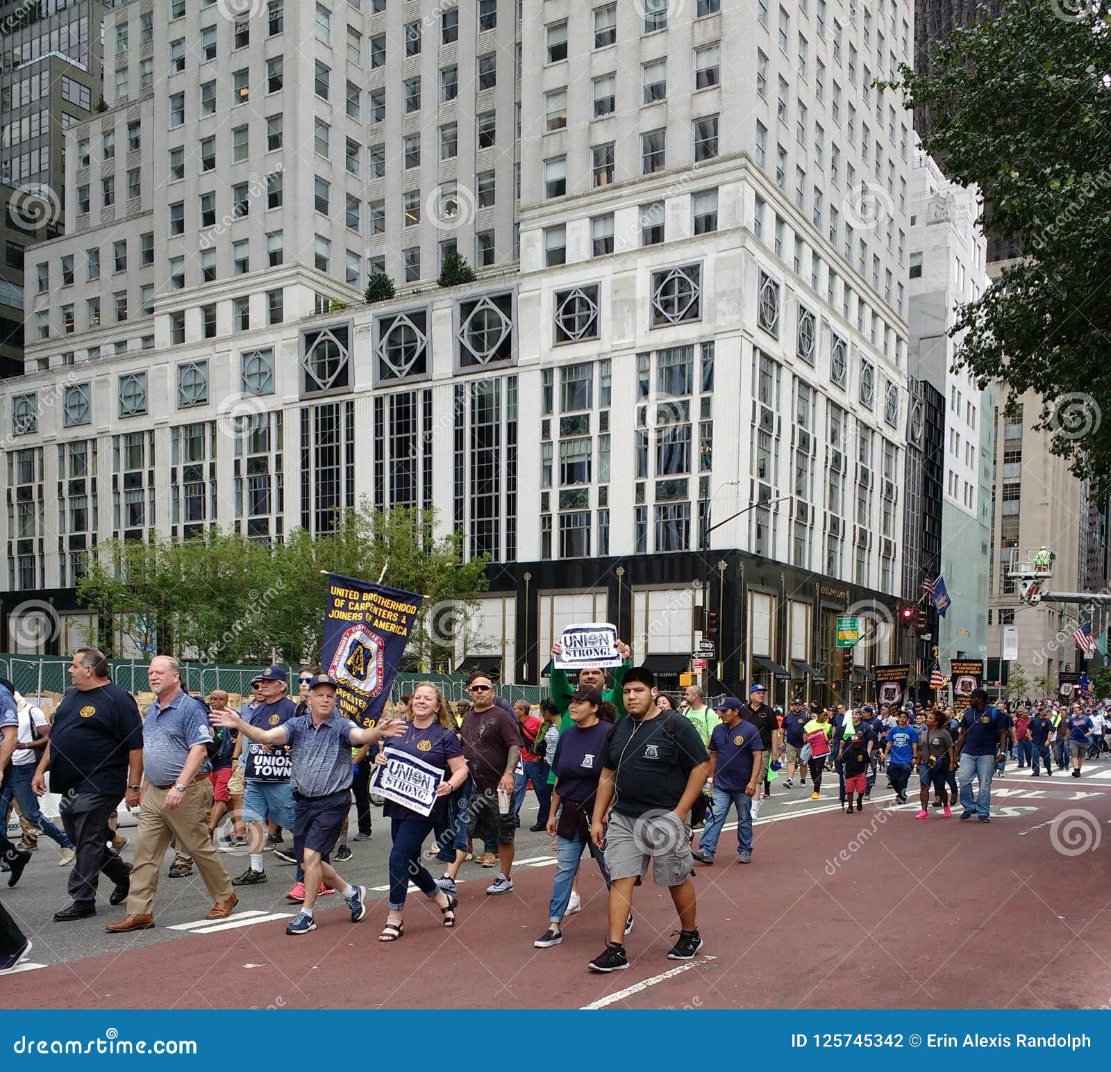 Top 97+ Images where is the labor day parade in nyc Sharp