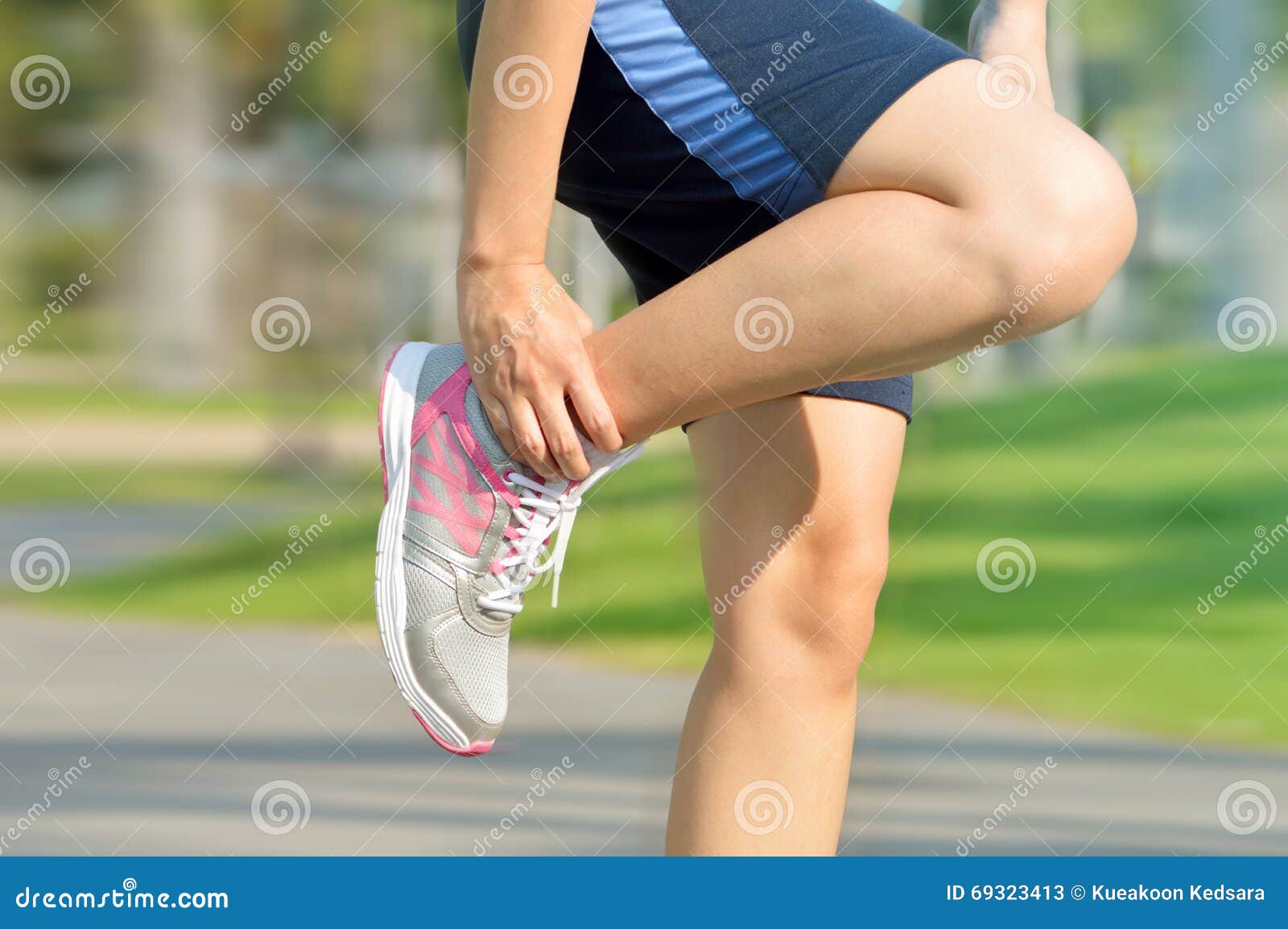Entorse Courante De Cheville De Sport Image stock Image du crampe