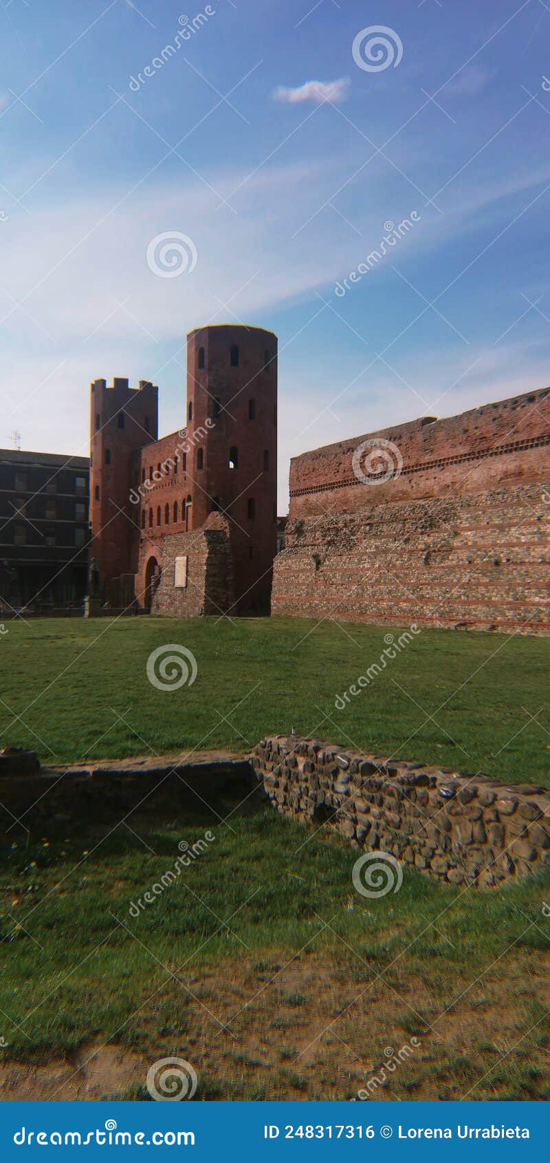 entrace to porta palatina