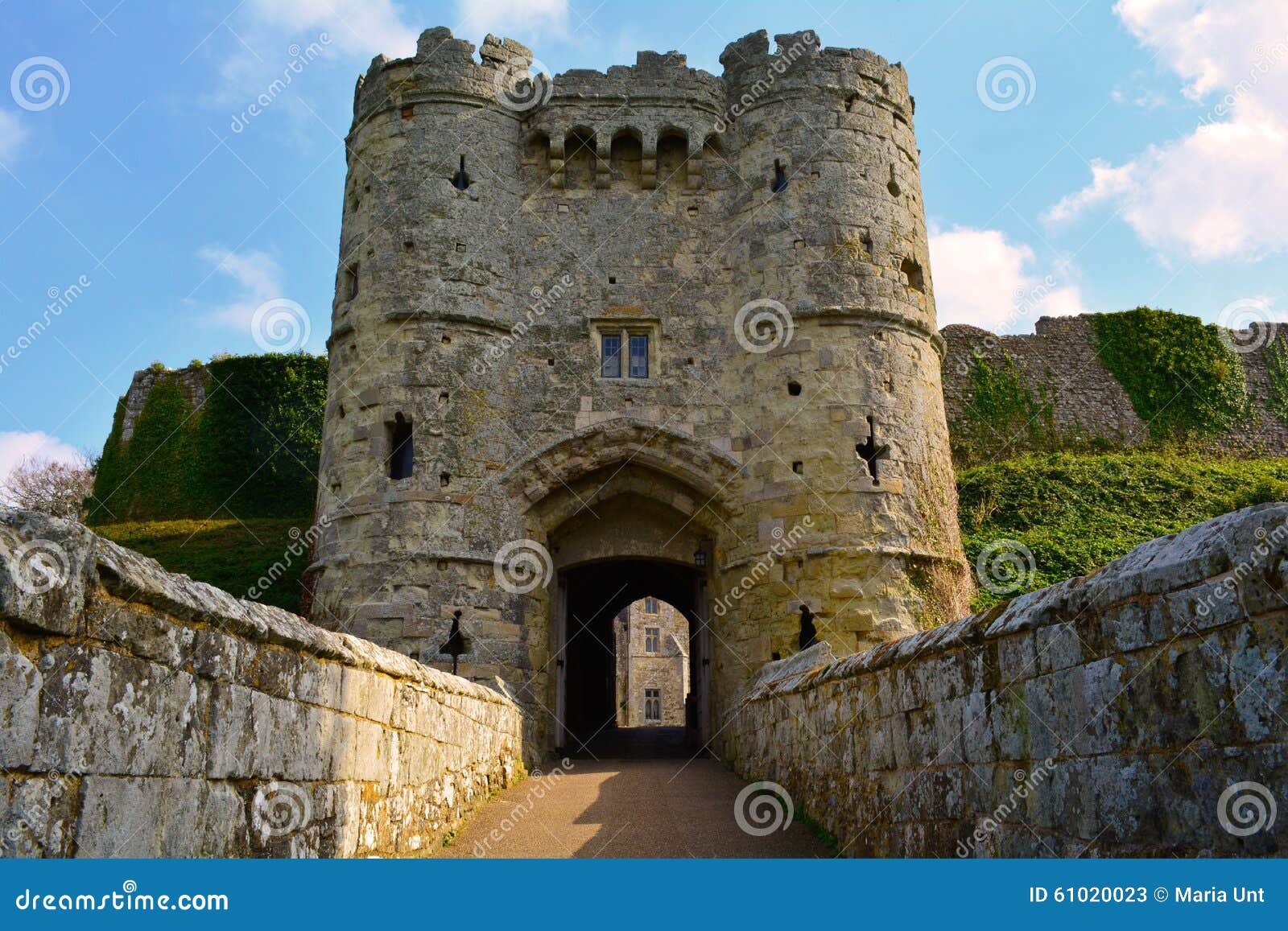entrance gate to carisbrooke castle in newport, isle of wight, england