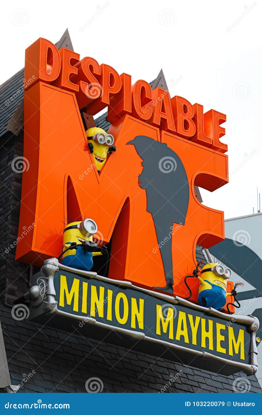 Entrance Sign of Despicable Me Minion Mayhem Editorial Stock Image - Image  of despicable, hollywood: 103220079