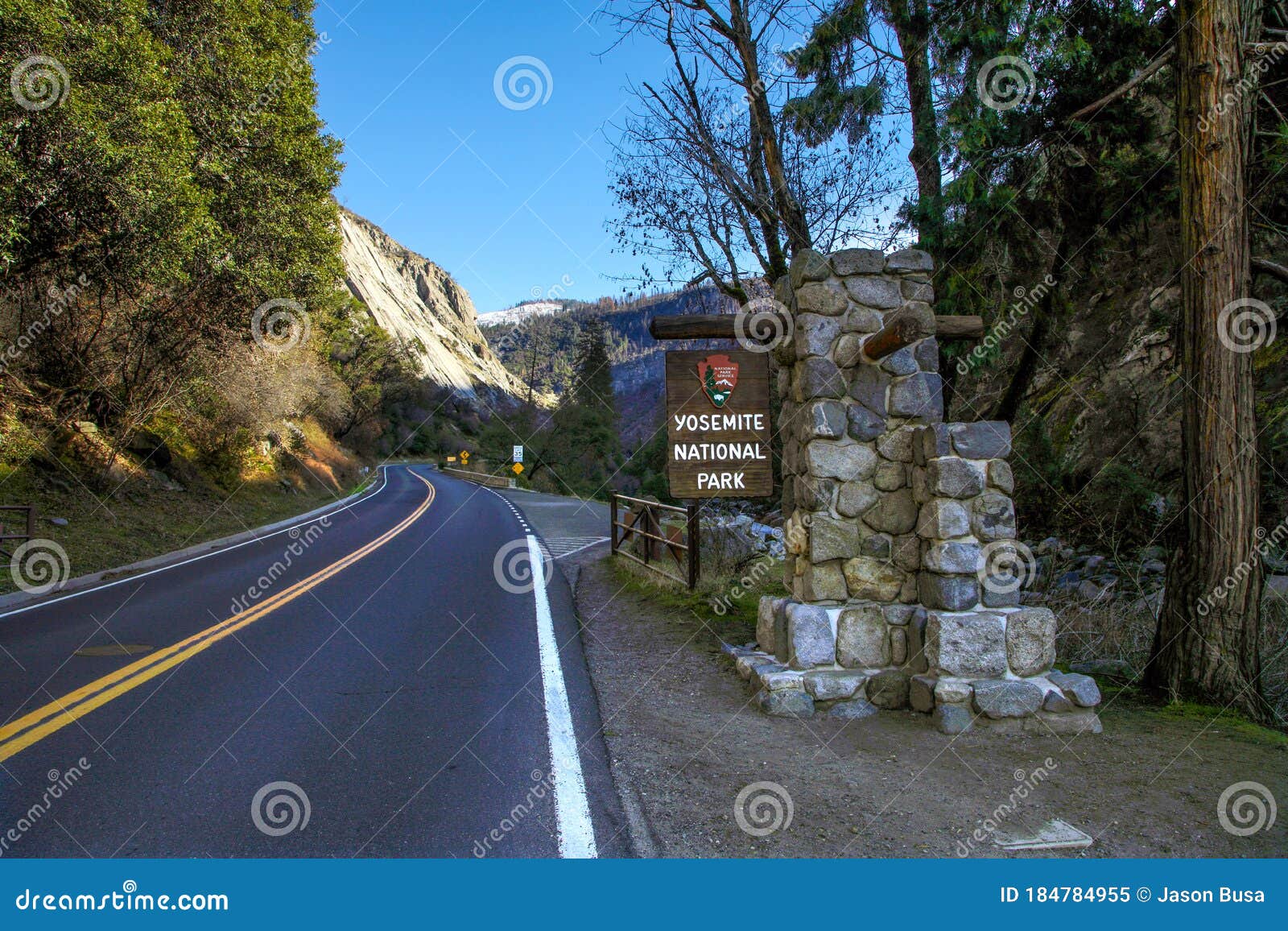 Entrance Sign To Yosemite National Park Stock Image - Image of