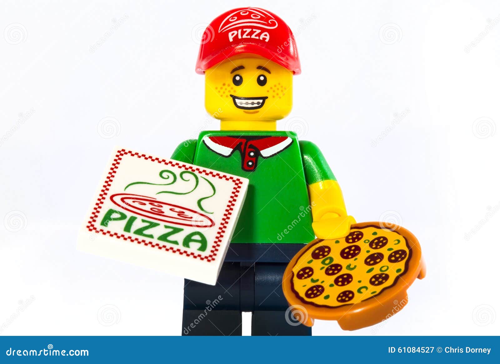 Entrega de la pizza fotografía editorial. Imagen lego - 61084527