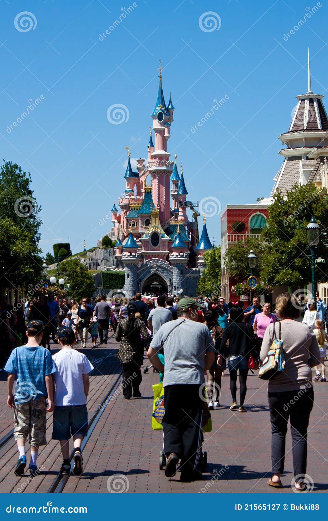 Entrée Dans Disneyland Paris Photographie éditorial Image du mickey