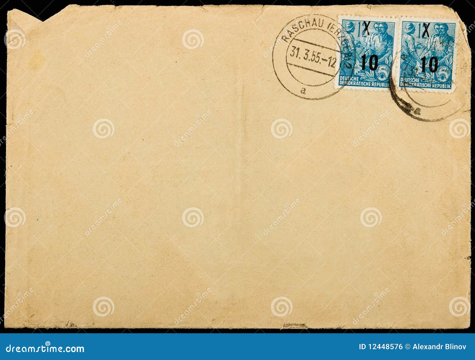 ALEMANHA - 1955: Envelope de envio pelo correio usado vintage, circa 1955.