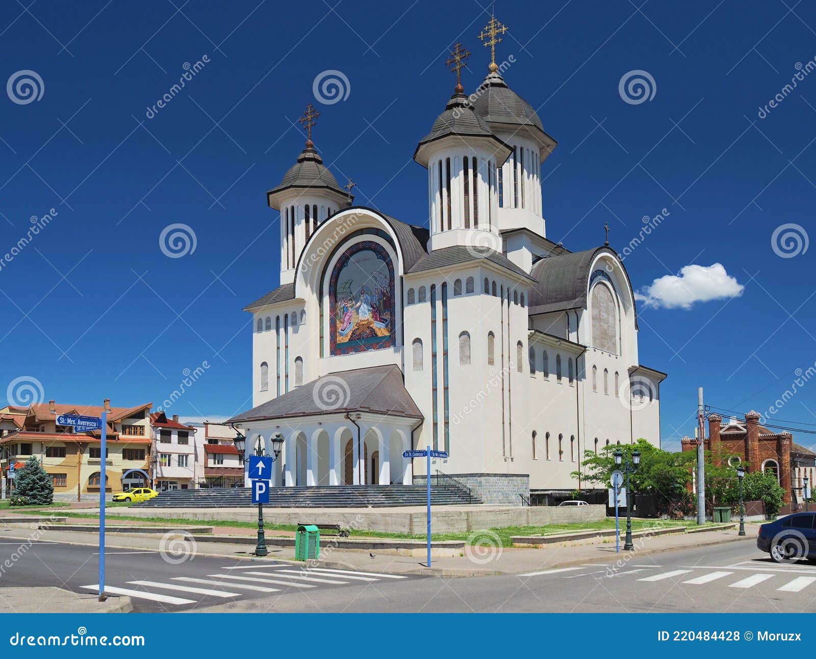 episcopal cathedral resurrection of the lord and st. m. mc. gheorghe in drobeta turnu severin, roania