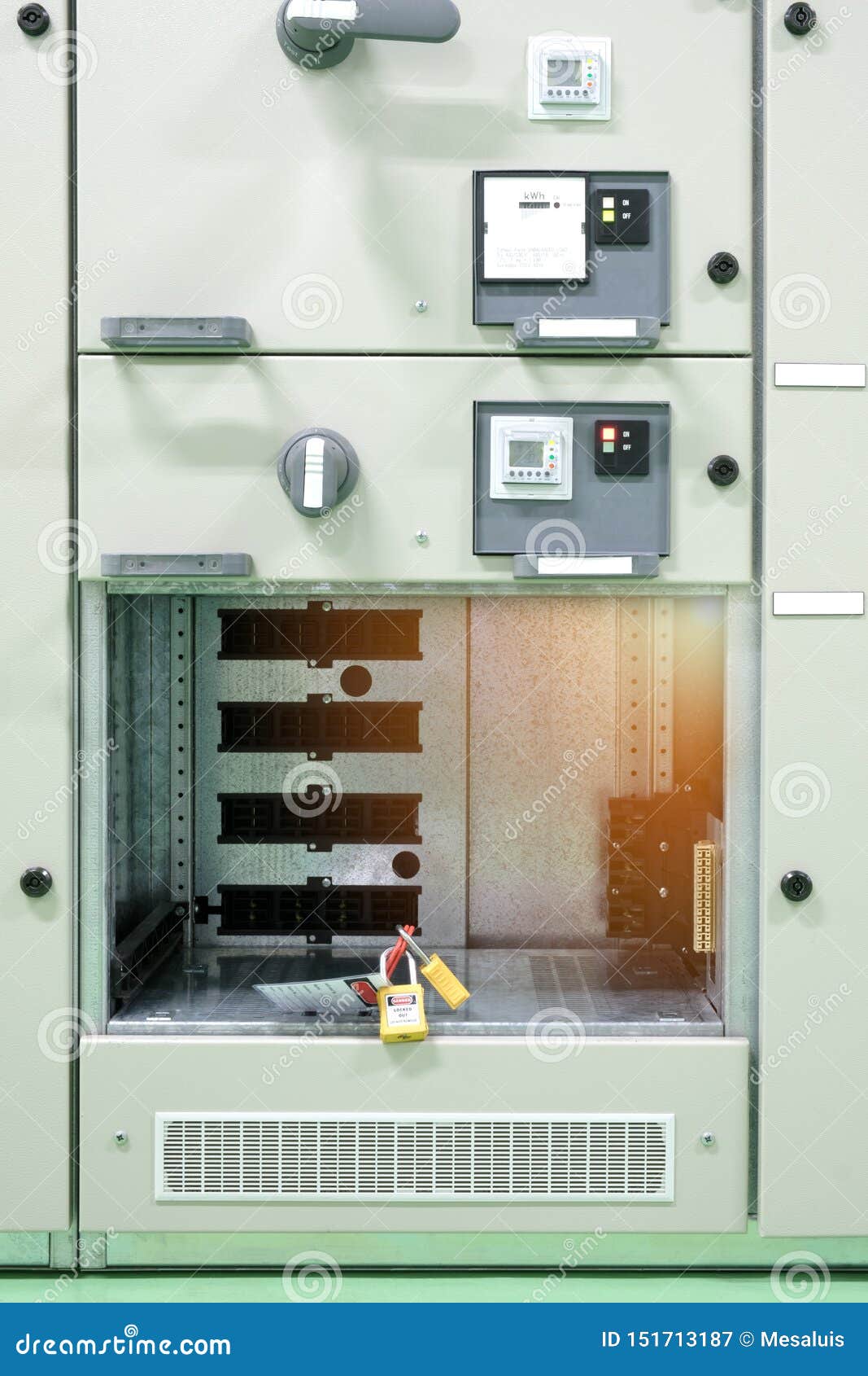 Equipment of Electrical Switchgear Panel Take Off for Maintenance Stock