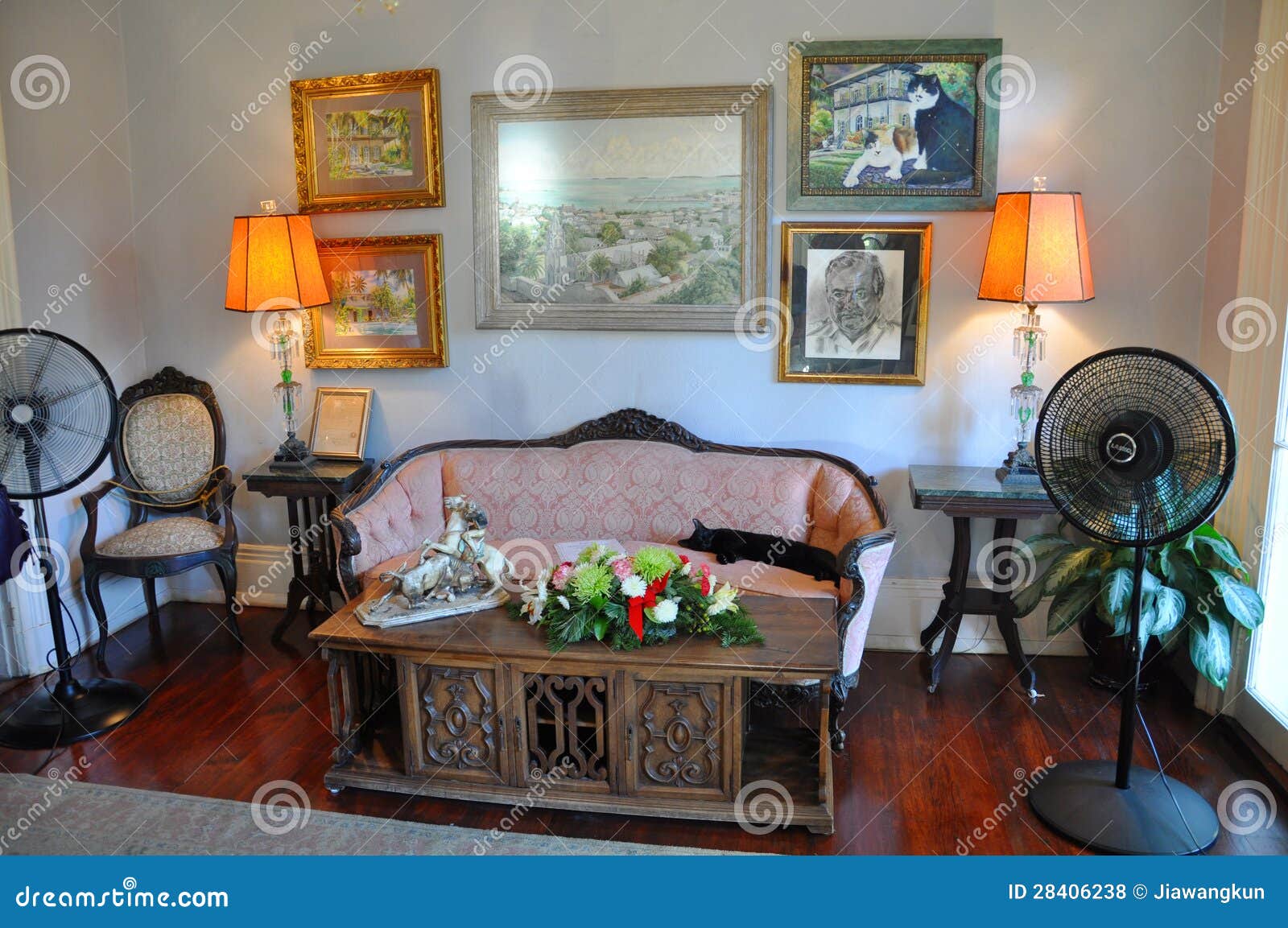 Ernest Hemingway Cat Cemetery Editorial Photo 69975733