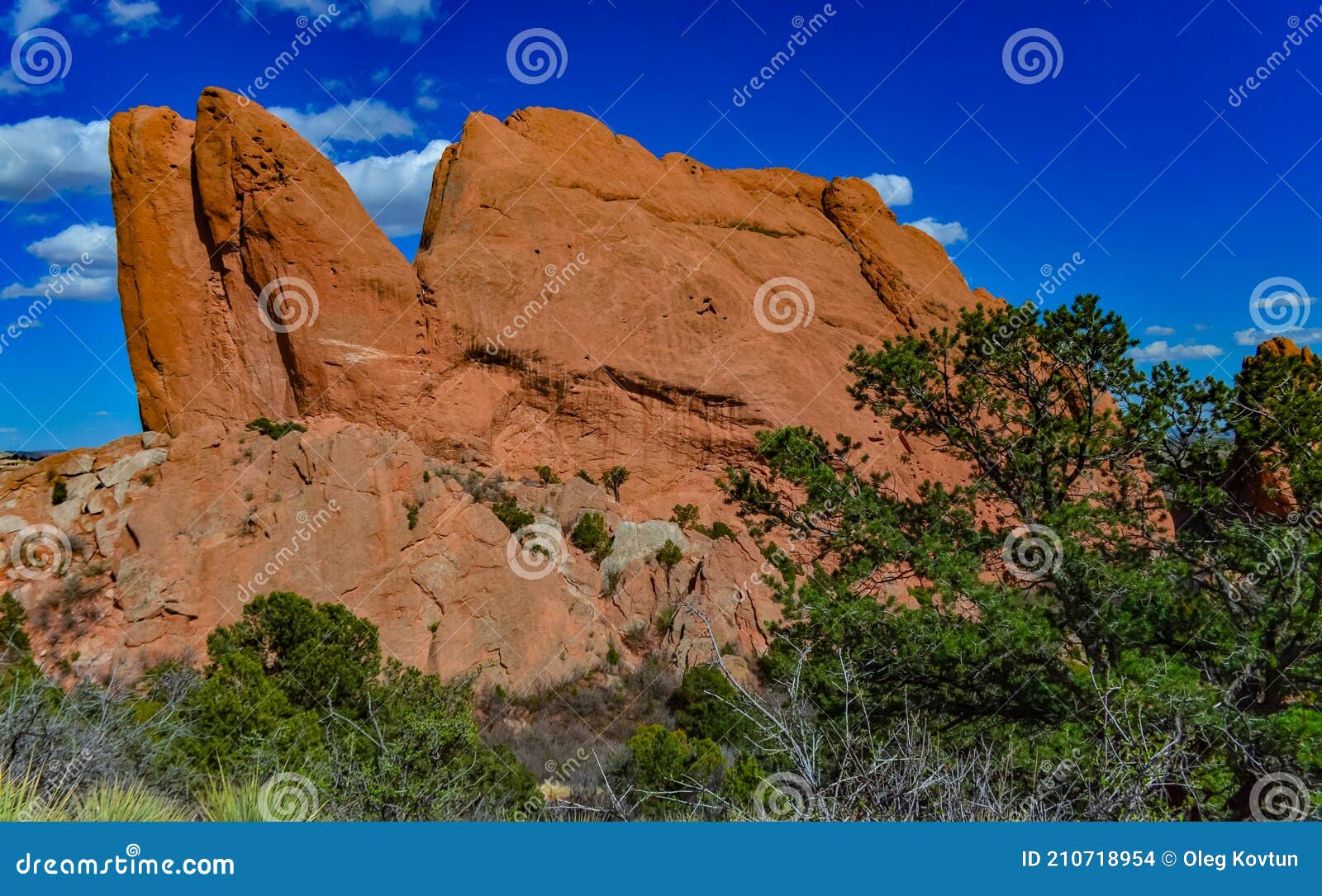 Eroded Red-sandstone Formations. Garden of the Gods, Colorado Springs ...