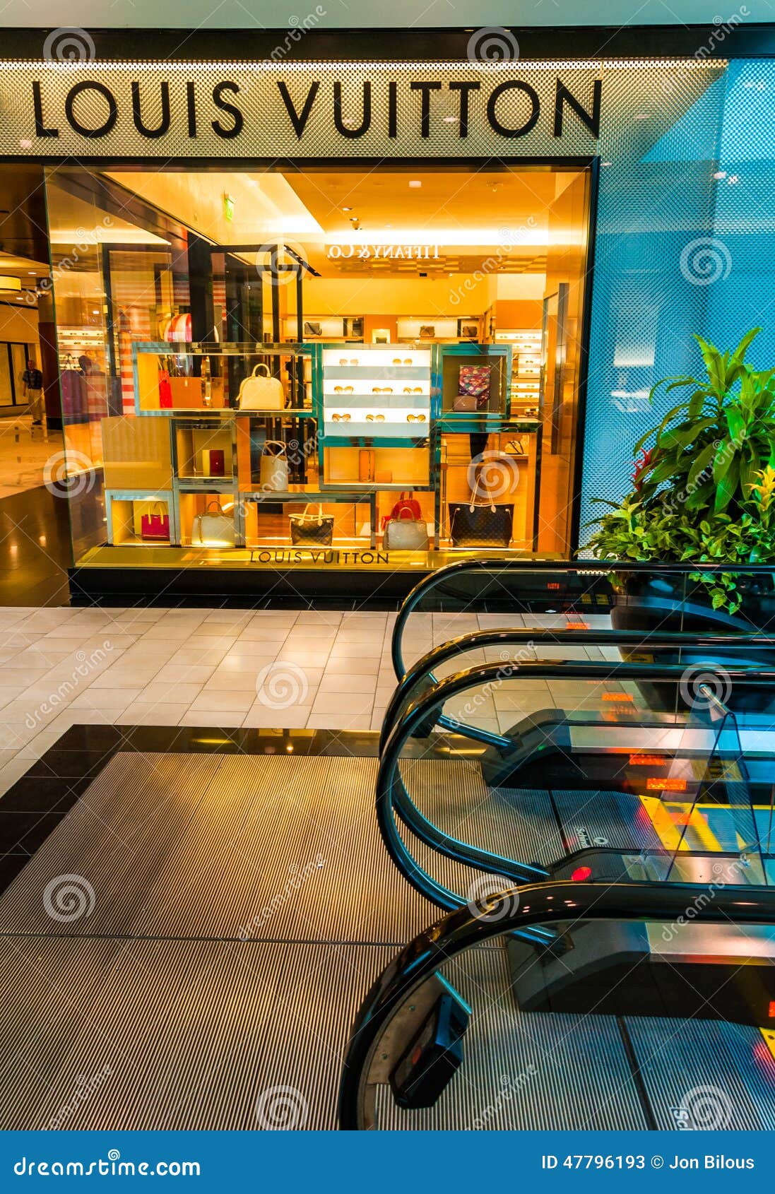 Escalators And The Louis Vuitton Store In Towson Town Center, Ma Editorial Stock Photo - Image ...