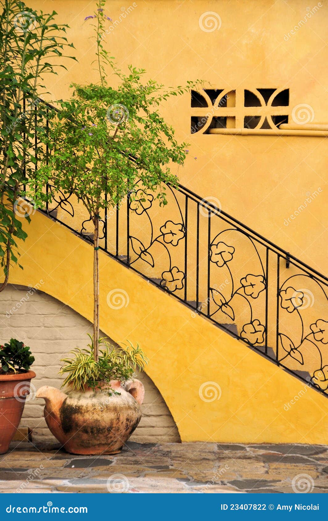 998 mil resultados de imágenes, fotos de stock e ilustraciones libres de  regalías para Beautiful landscape home | Shutterstock, image size:1063x1690