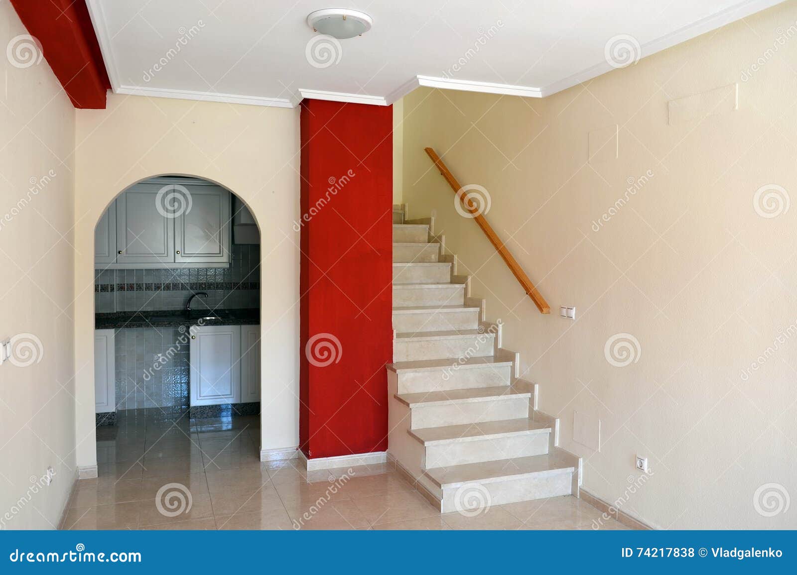 Escaleras a La Segunda Planta De La Casa Española De Torrevieja Foto de  archivo - Imagen de pasamanos, interior: 74217838