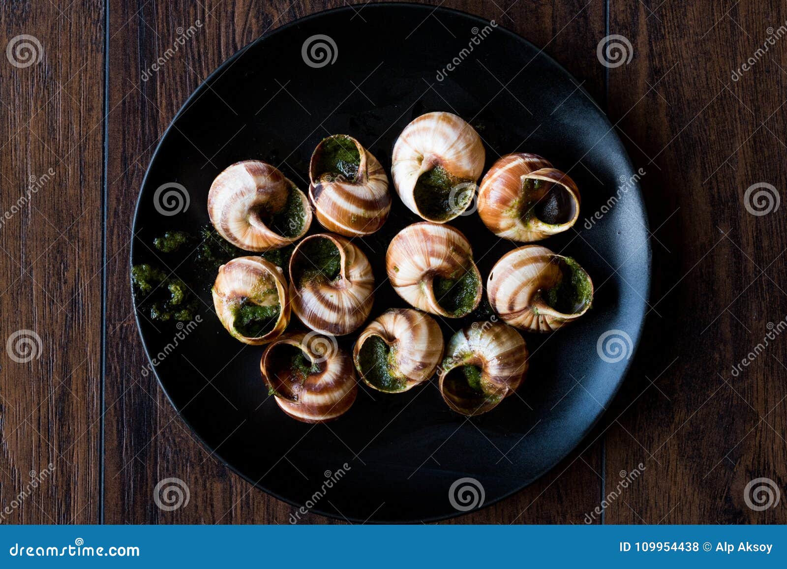 Escargots De Bourgogne - Snail Food with Herbs Butter, France Gourmet Dish.  Stock Photo - Image of france, gastronomy: 109954438